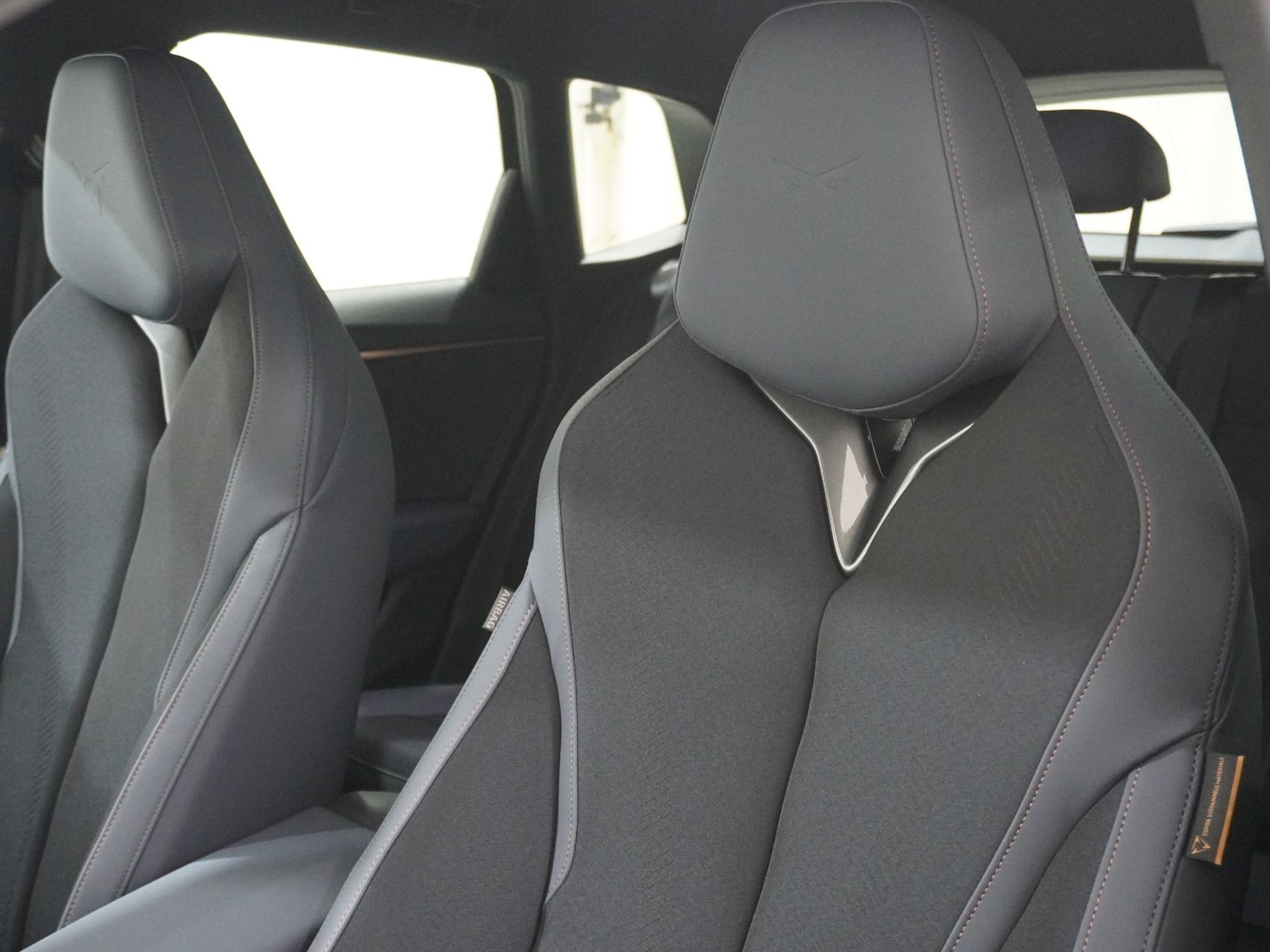 listing desktop thumbnail image 13