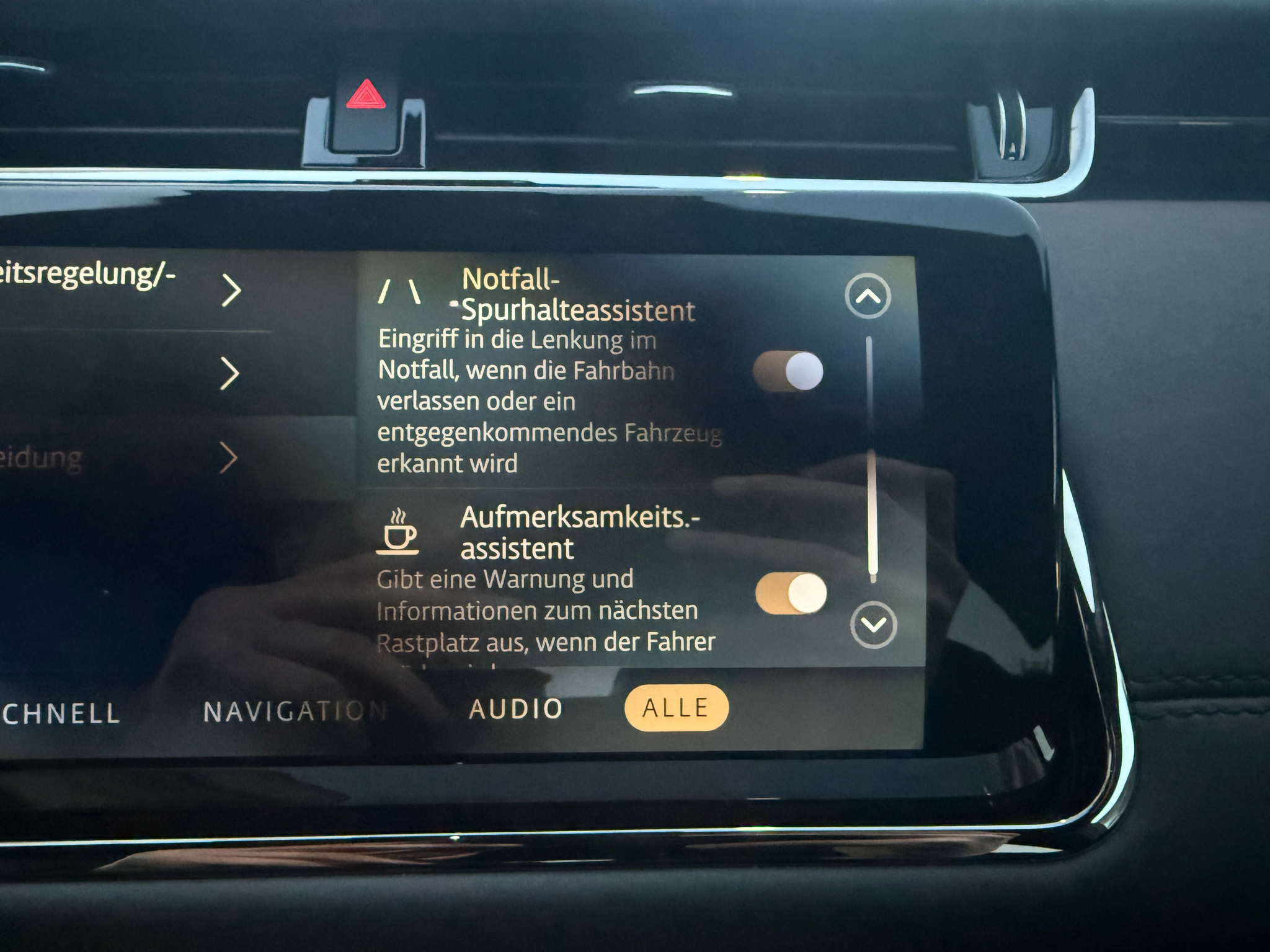 listing desktop thumbnail image 20