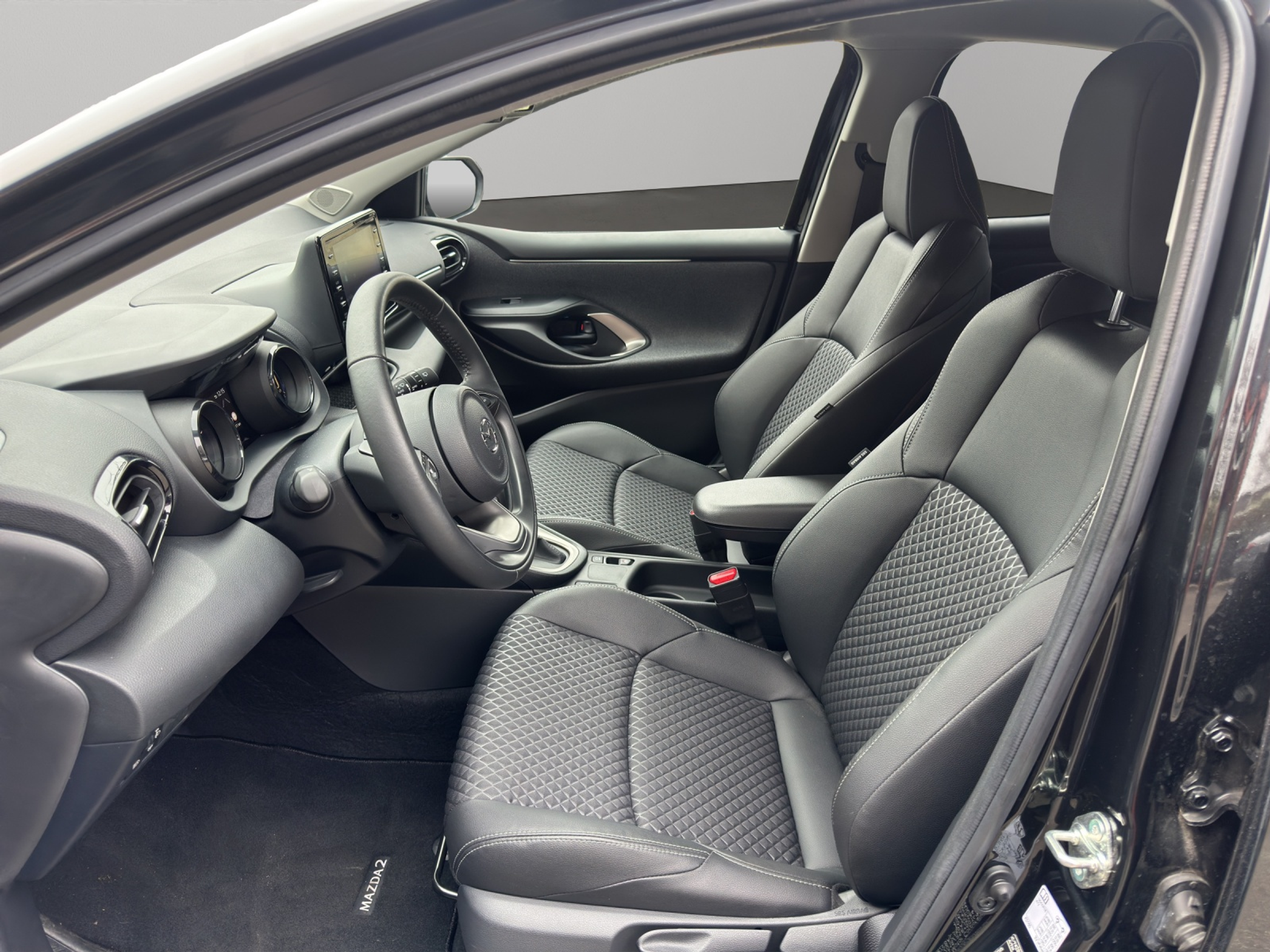 listing desktop thumbnail image 8