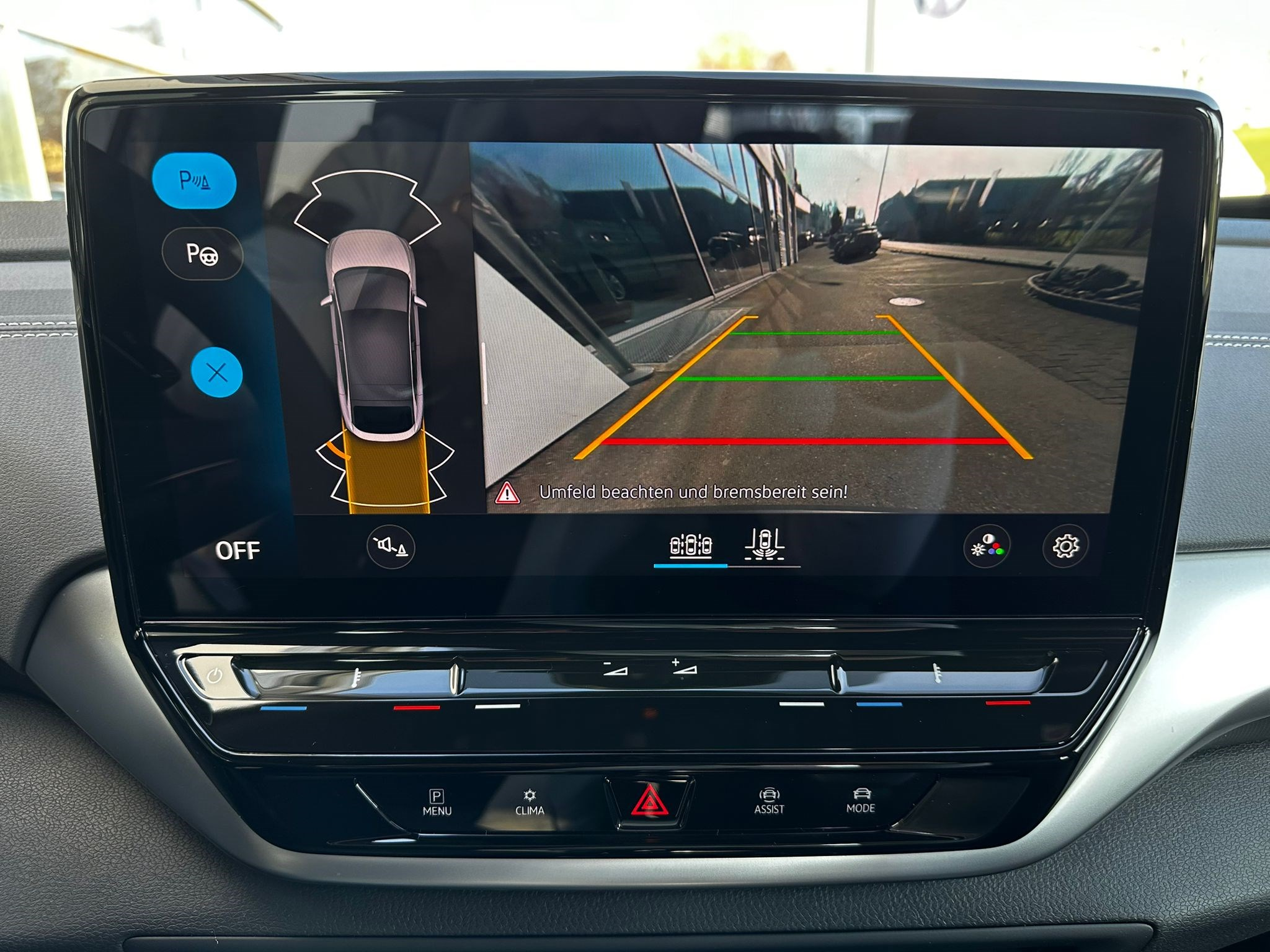 listing desktop thumbnail image 9