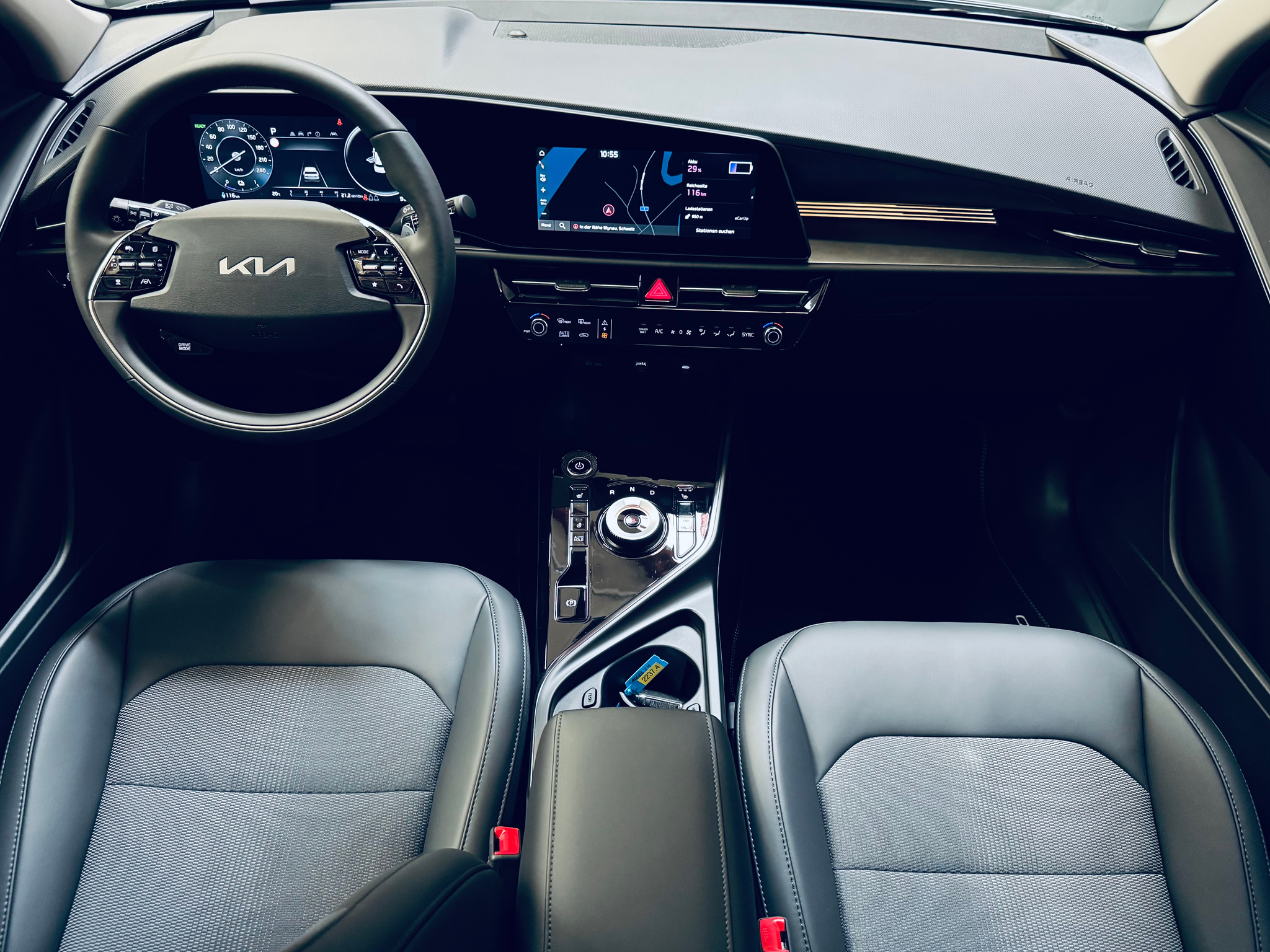 listing desktop thumbnail image 14