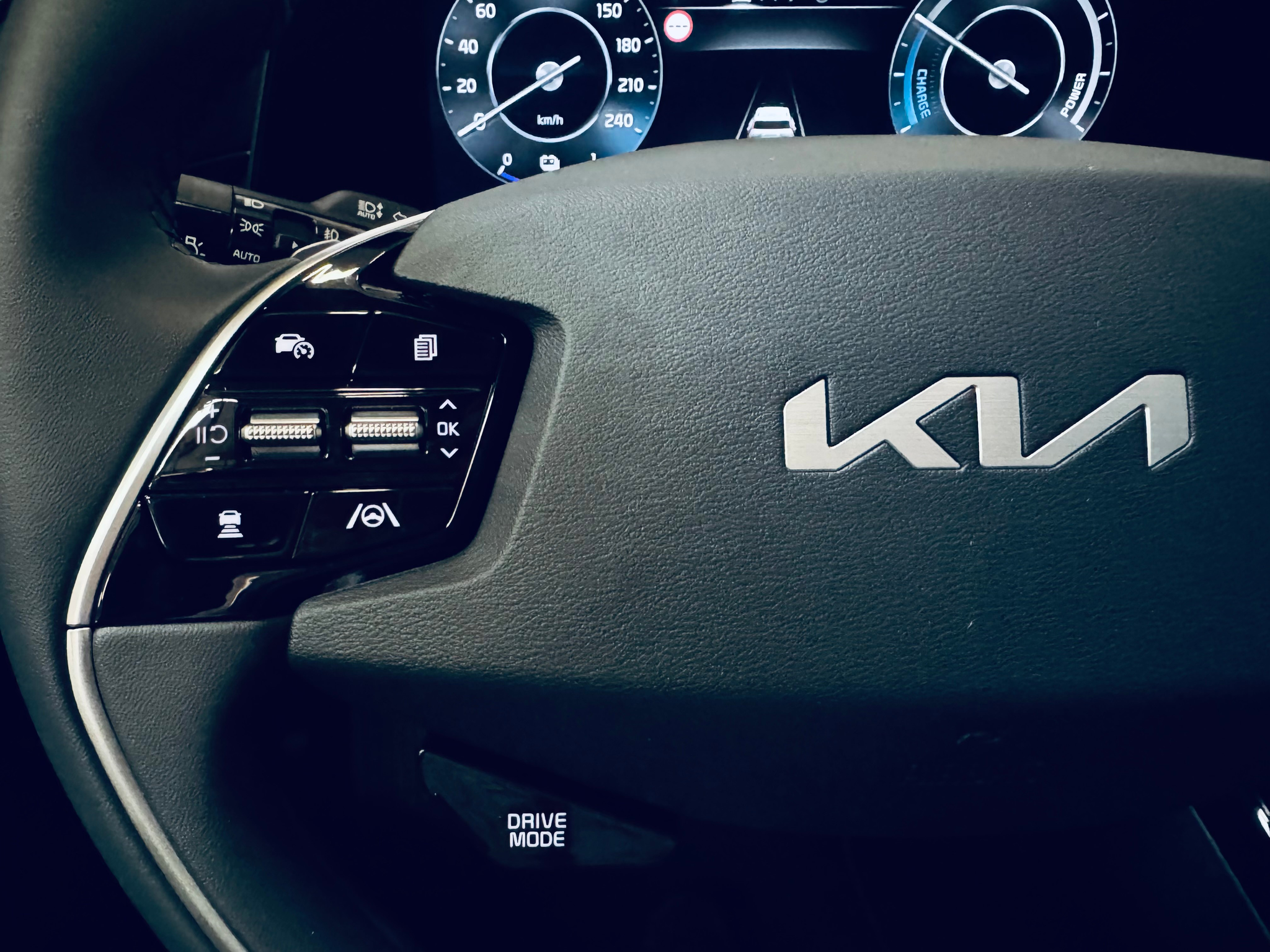 listing desktop thumbnail image 22