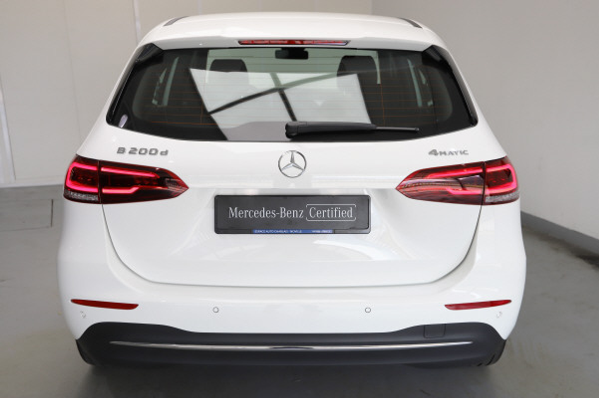 listing desktop thumbnail image 5