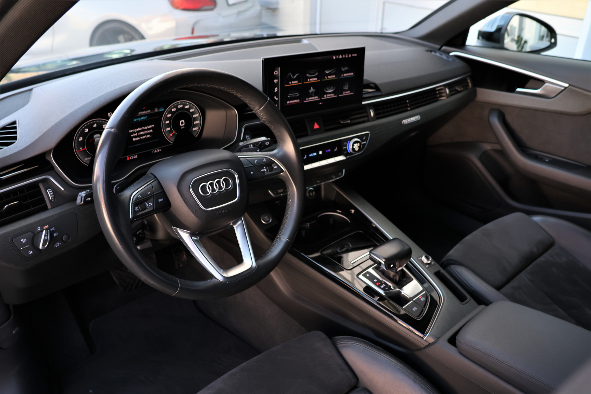 listing desktop thumbnail image 8