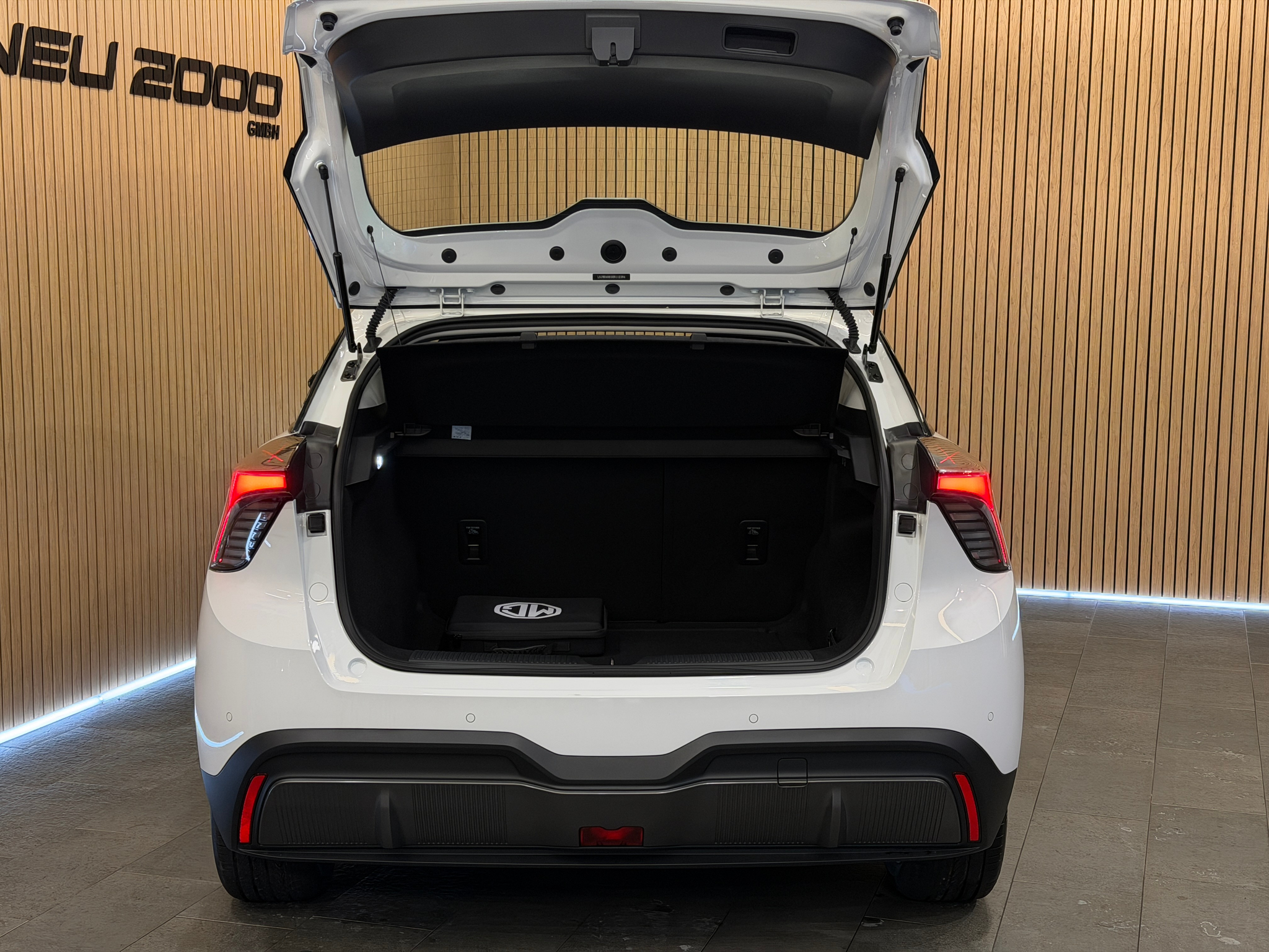 listing desktop thumbnail image 5