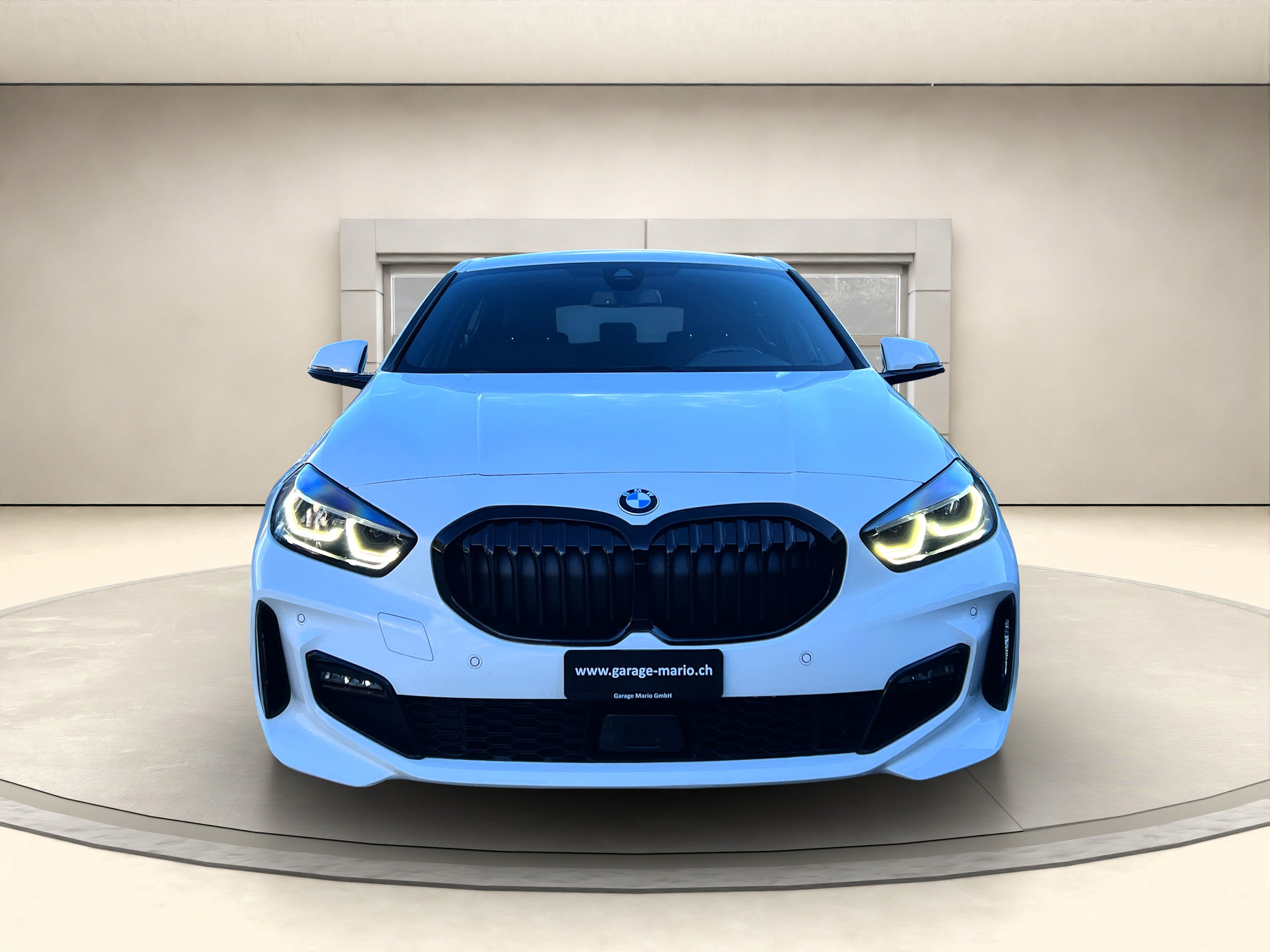 listing desktop thumbnail image 1