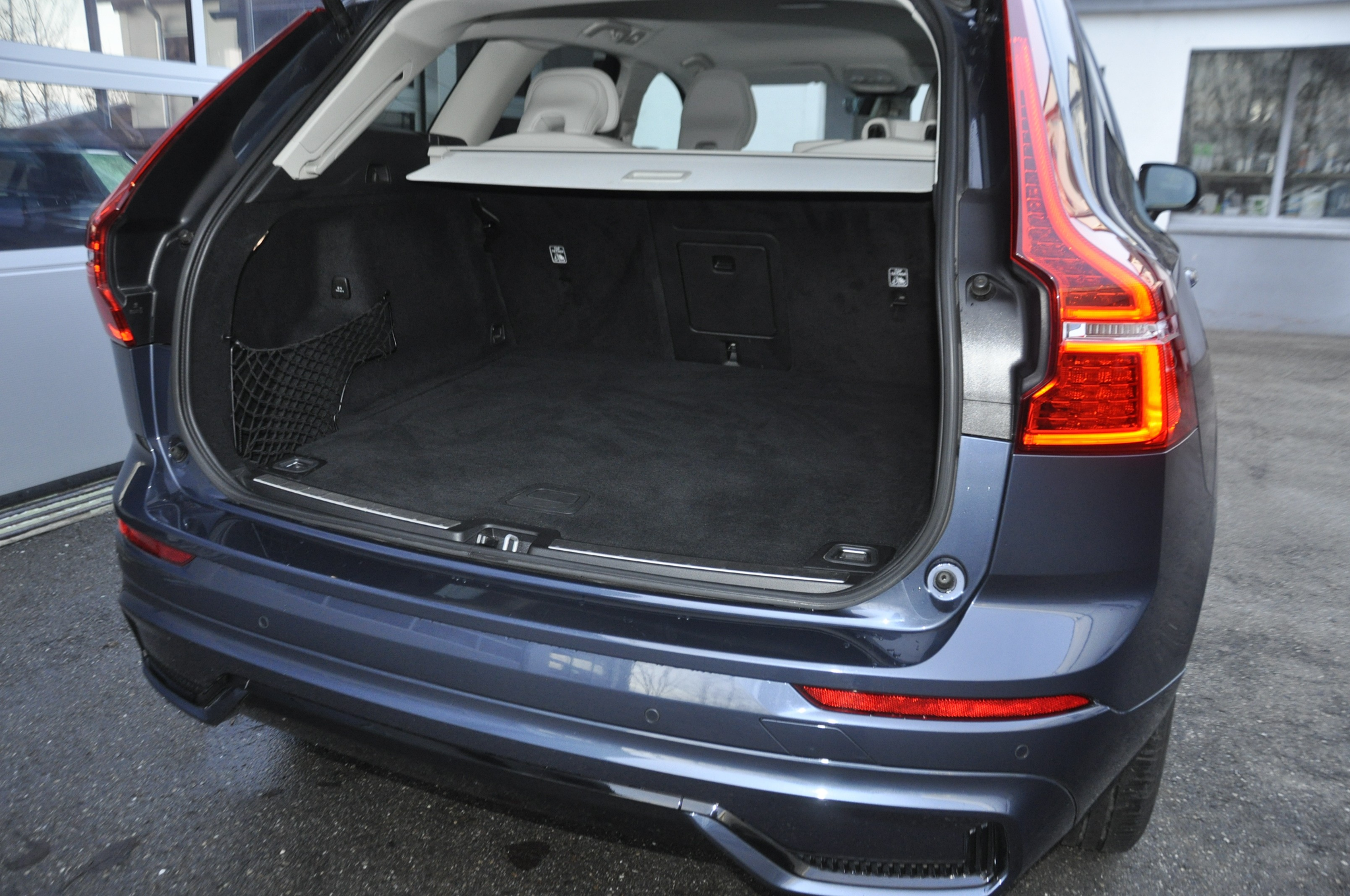 listing desktop thumbnail image 14