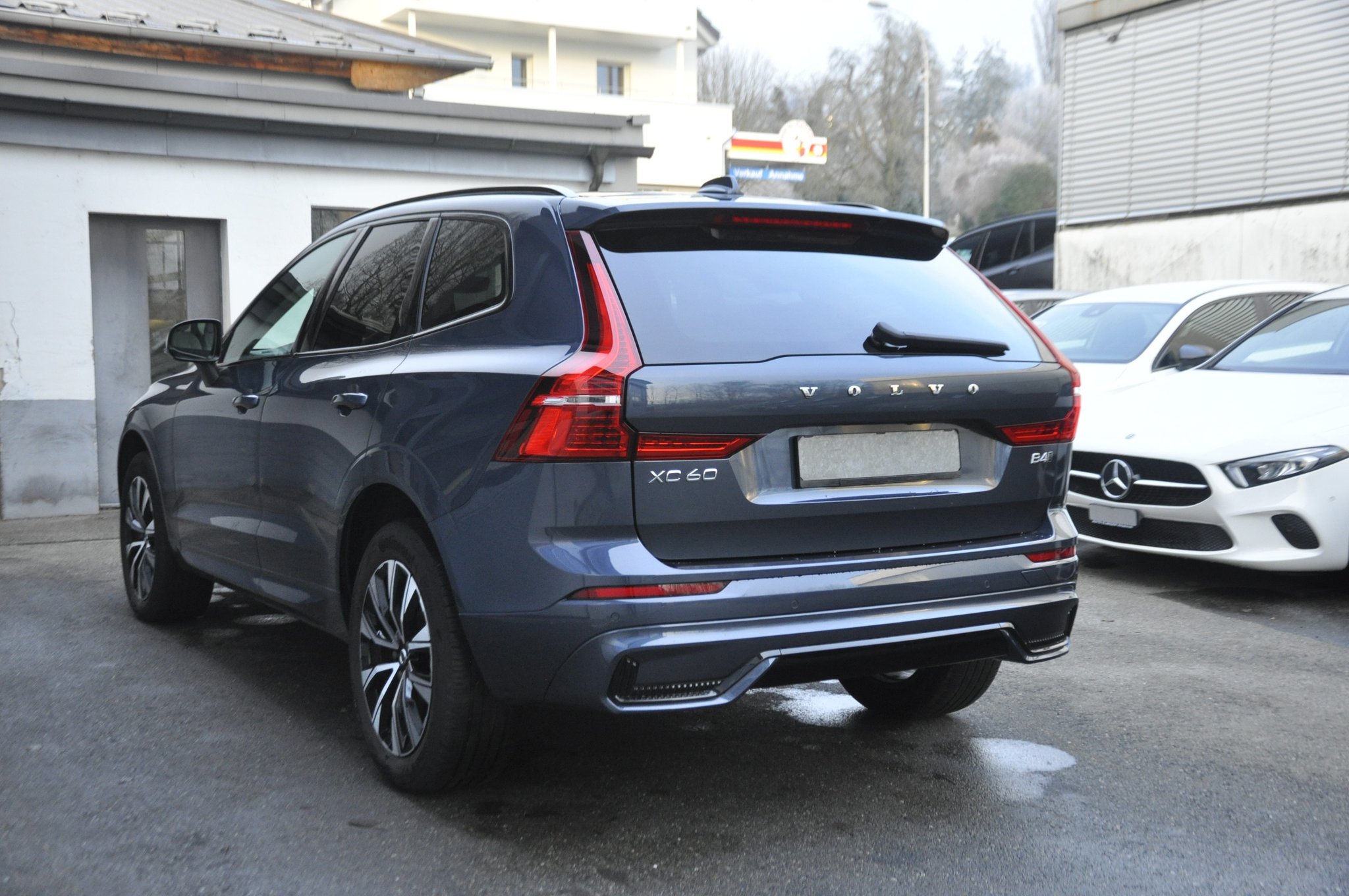 listing desktop thumbnail image 15