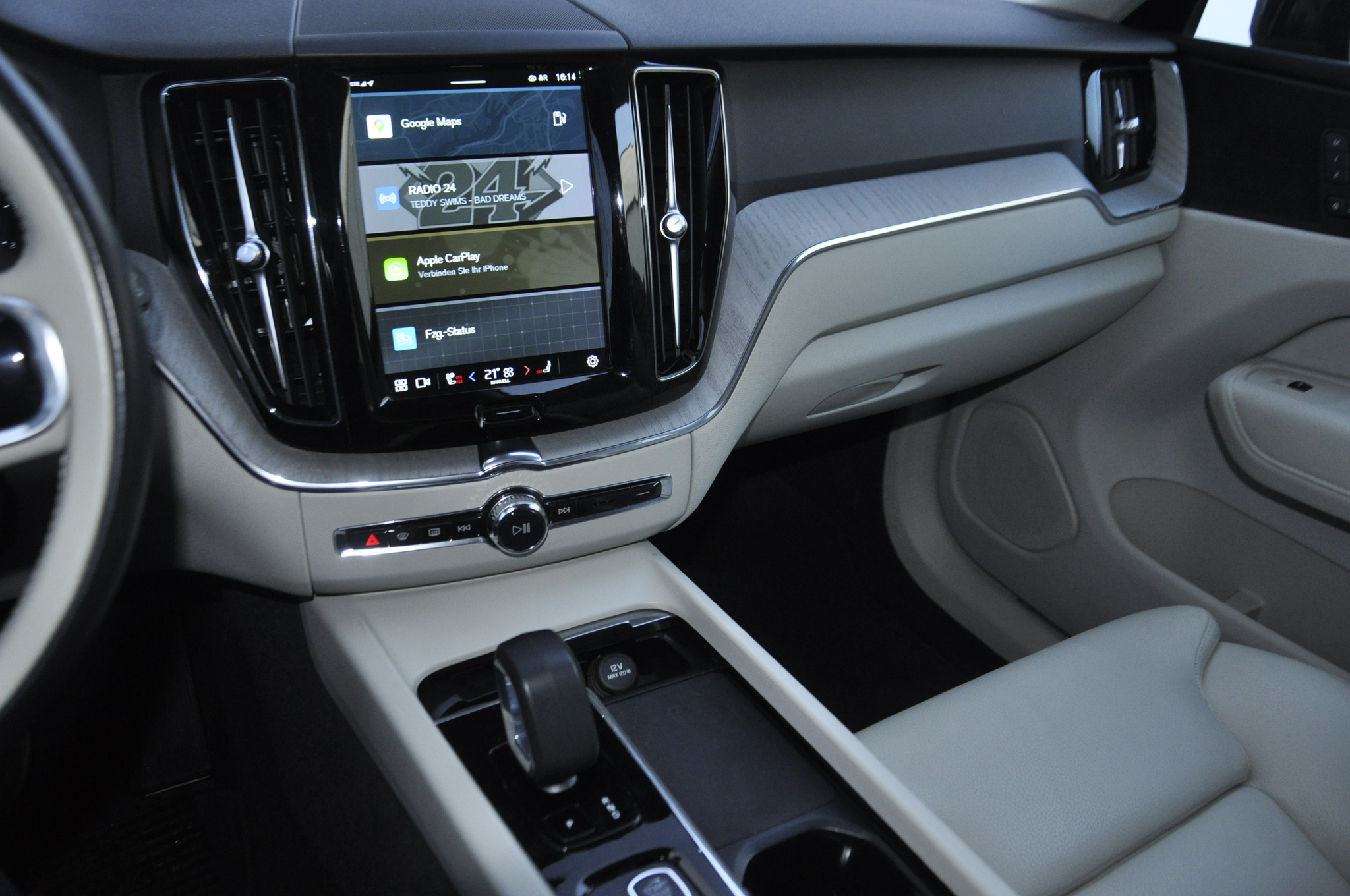 listing desktop thumbnail image 10