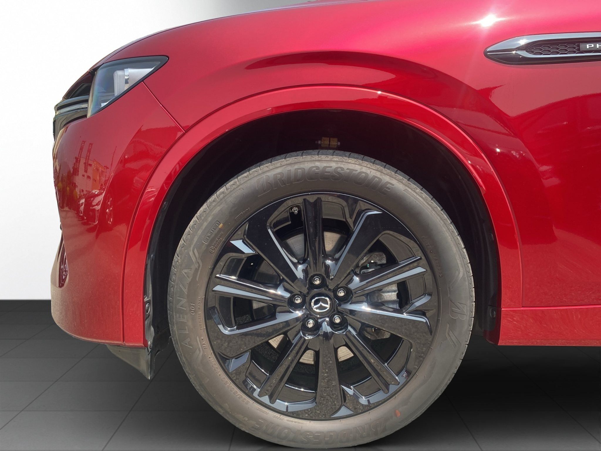 listing desktop thumbnail image 5