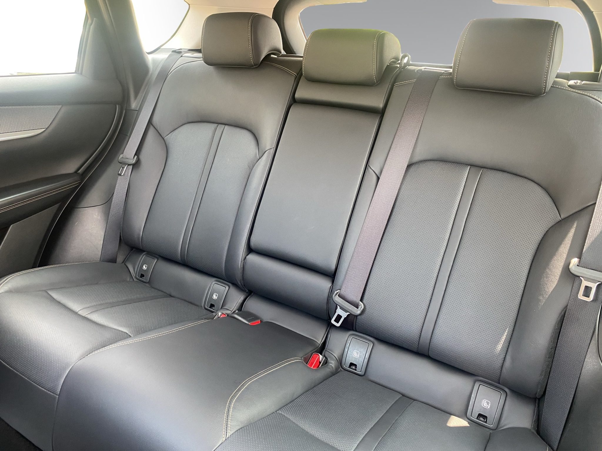 listing desktop thumbnail image 13