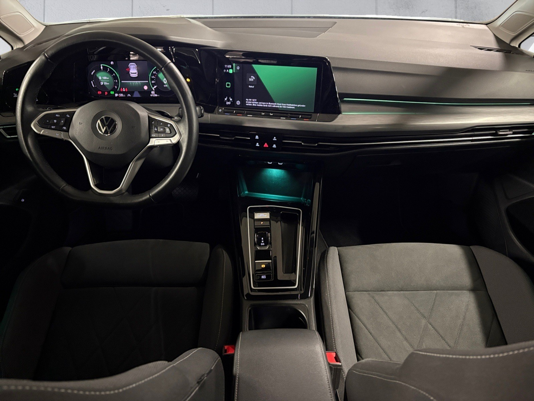 listing desktop thumbnail image 11