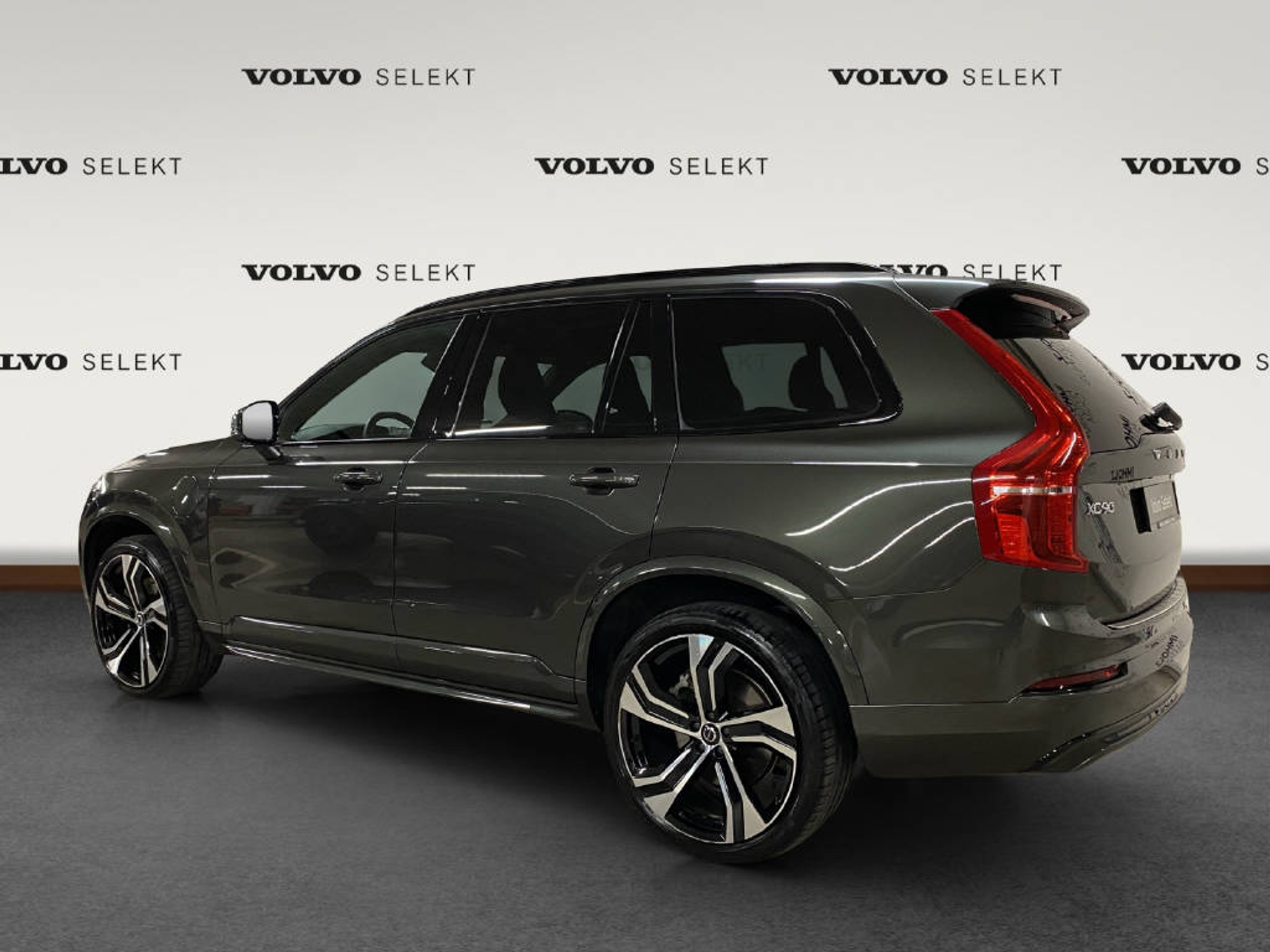 listing desktop thumbnail image 2