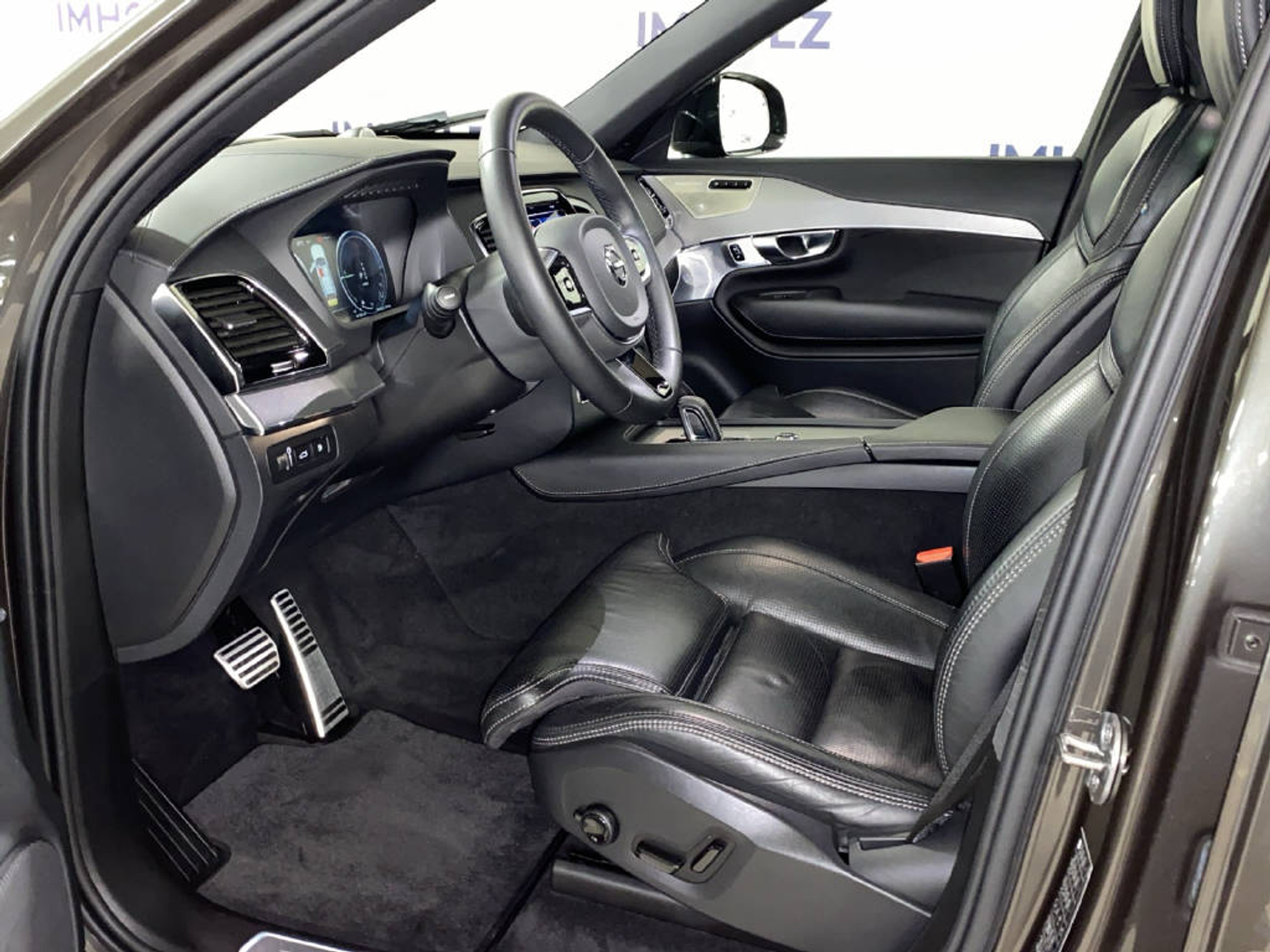 listing desktop thumbnail image 15