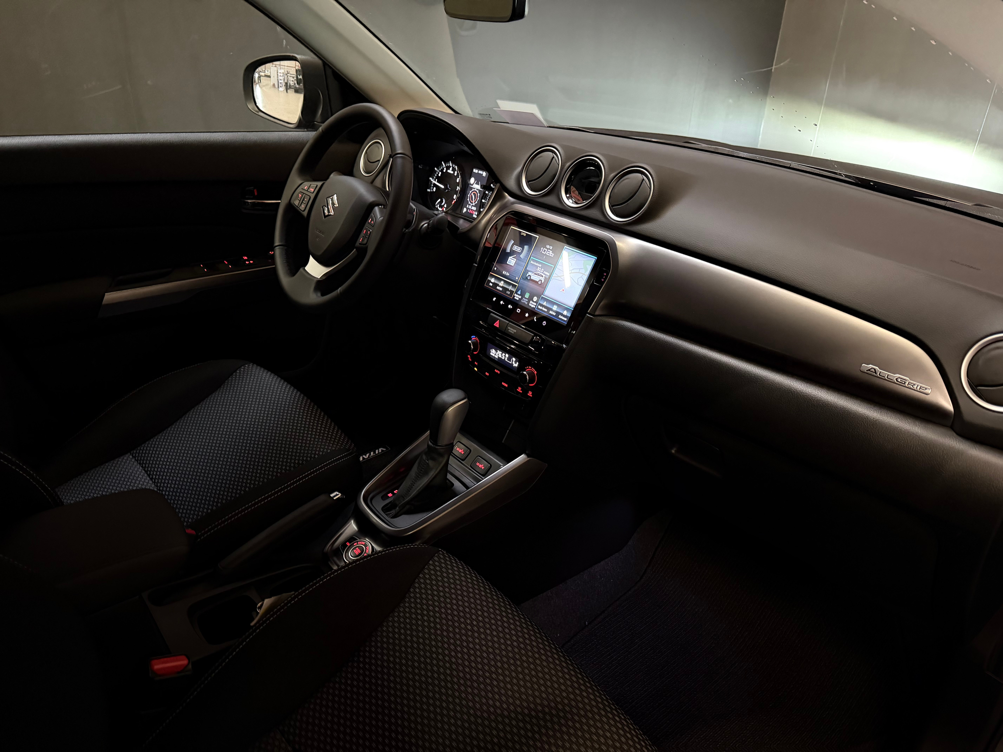 listing desktop thumbnail image 19