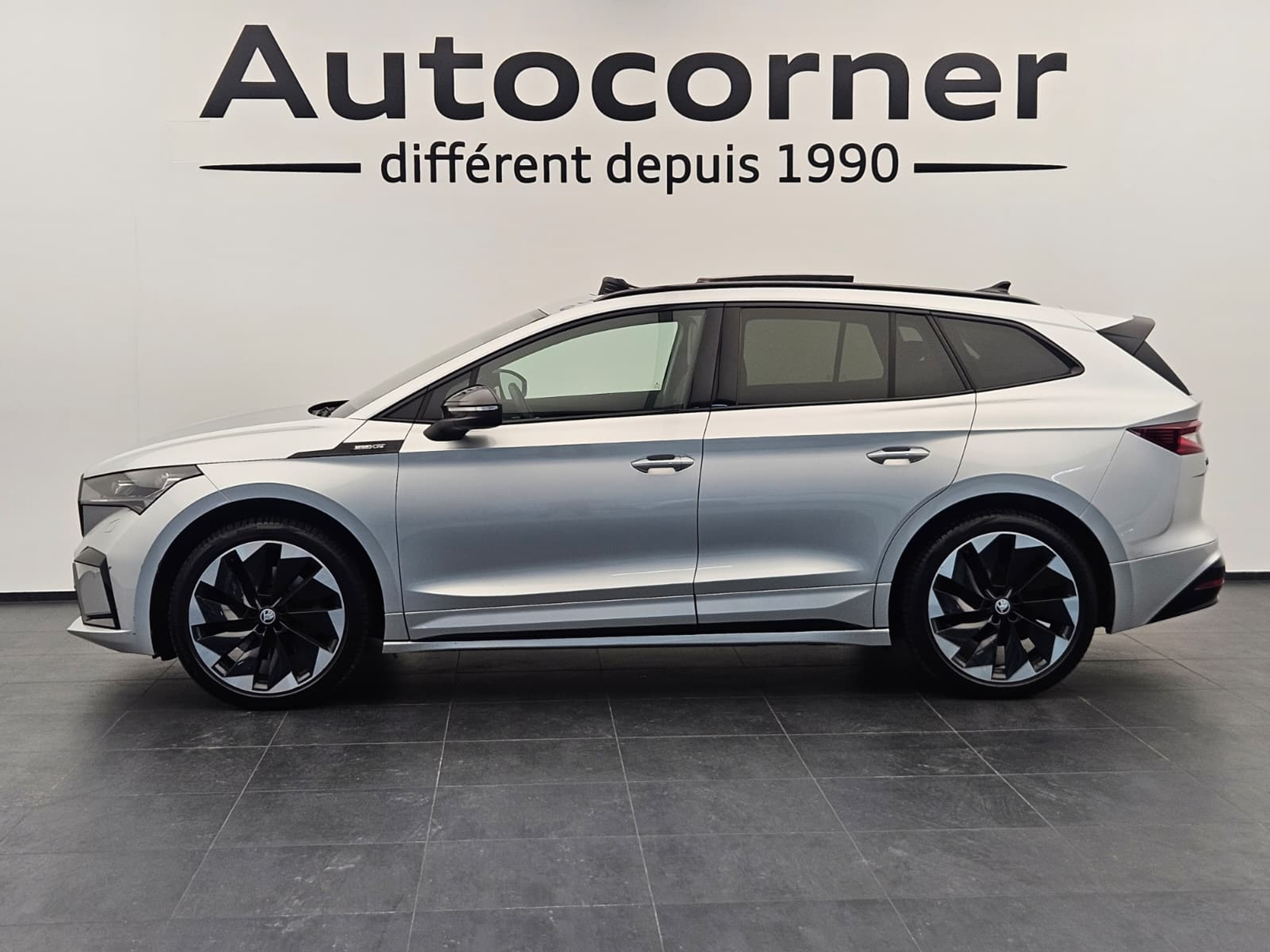 listing desktop thumbnail image 1