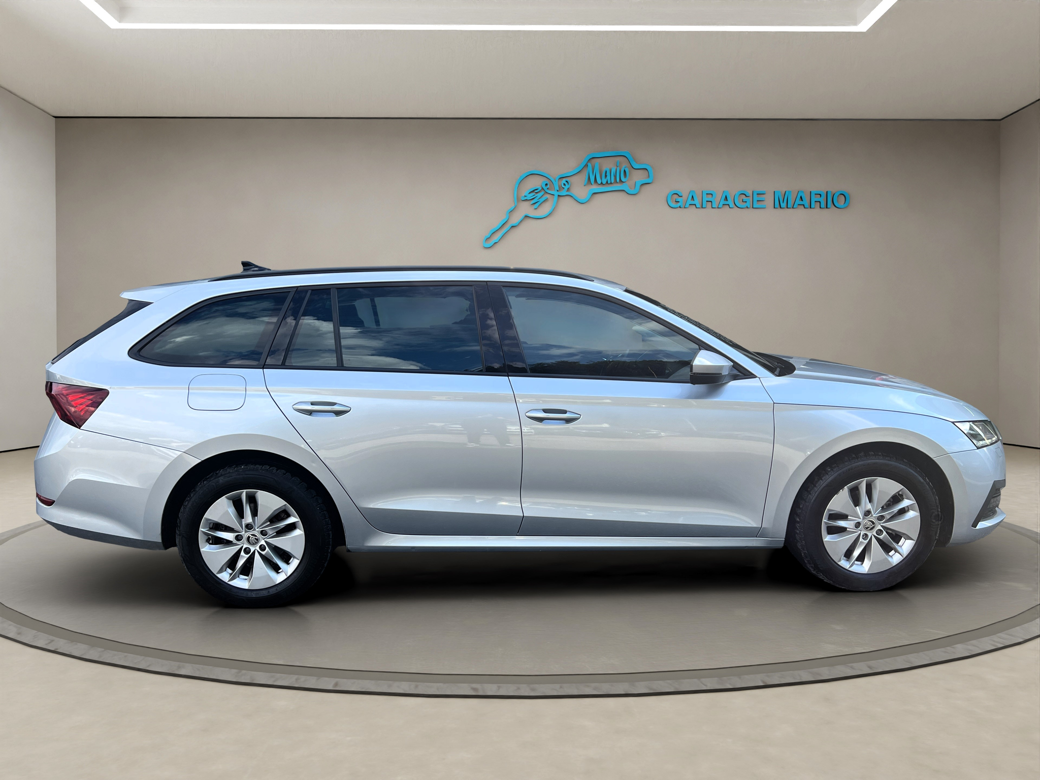 listing desktop thumbnail image 3