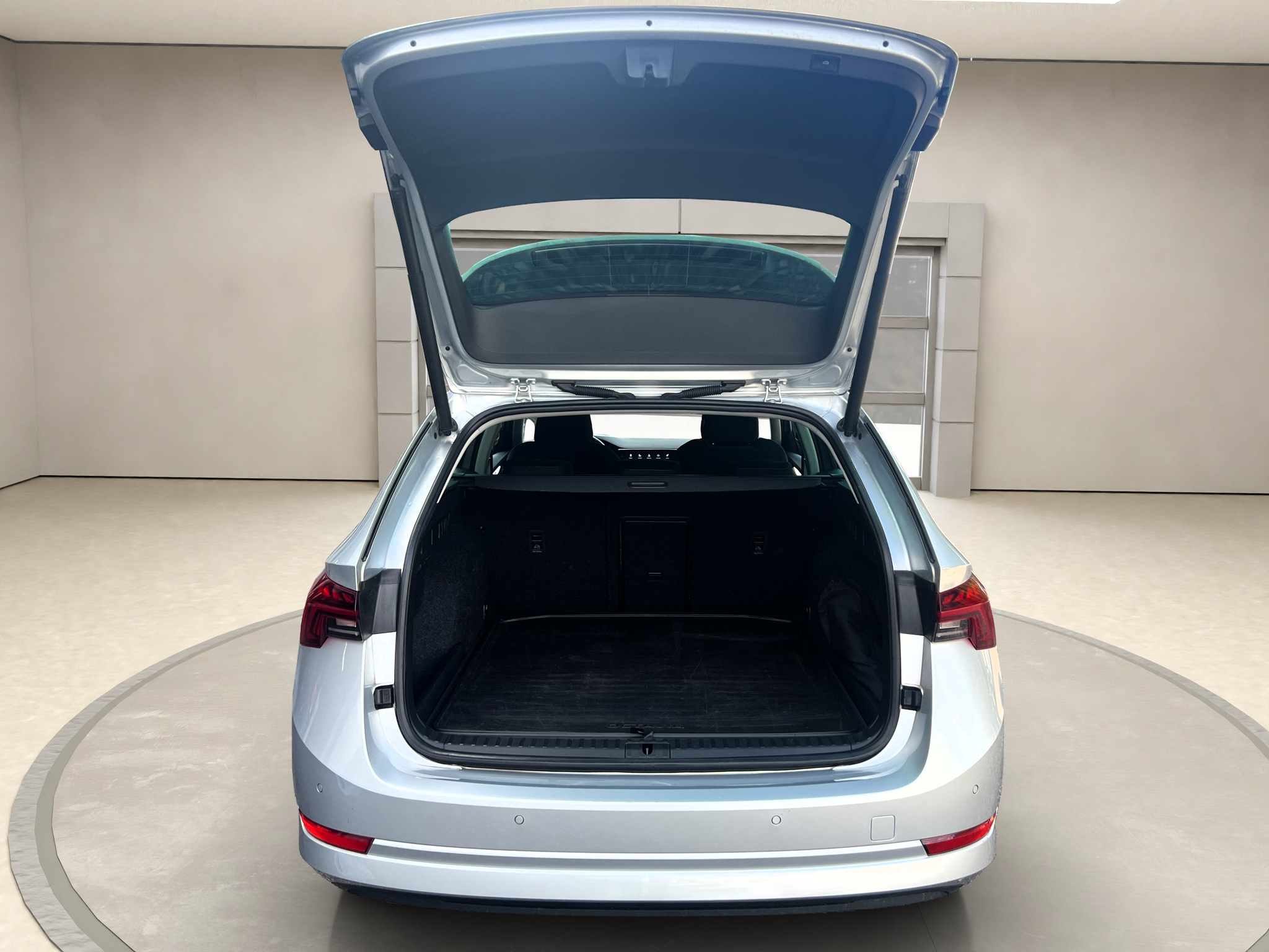 listing desktop thumbnail image 14