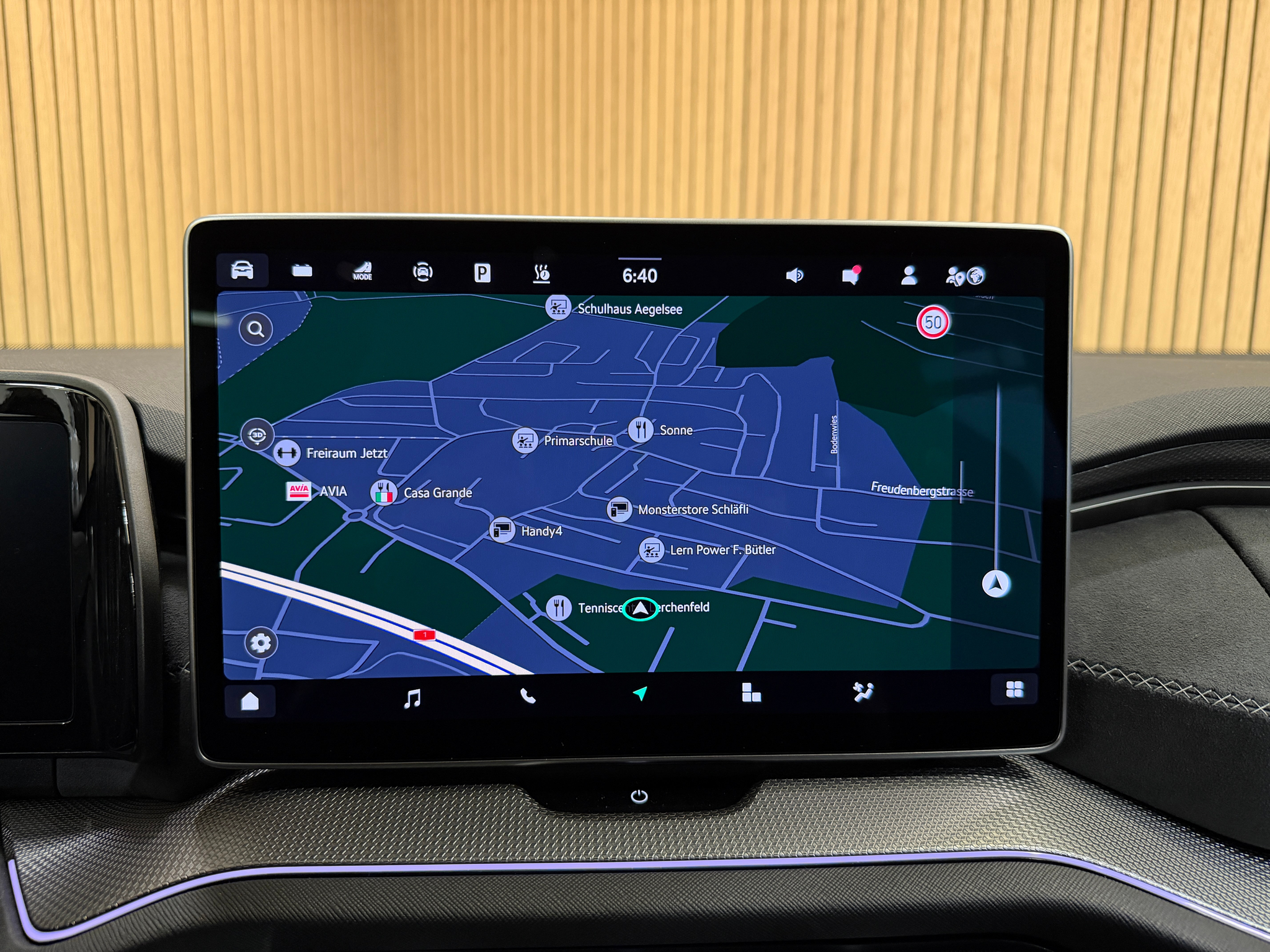listing desktop thumbnail image 17