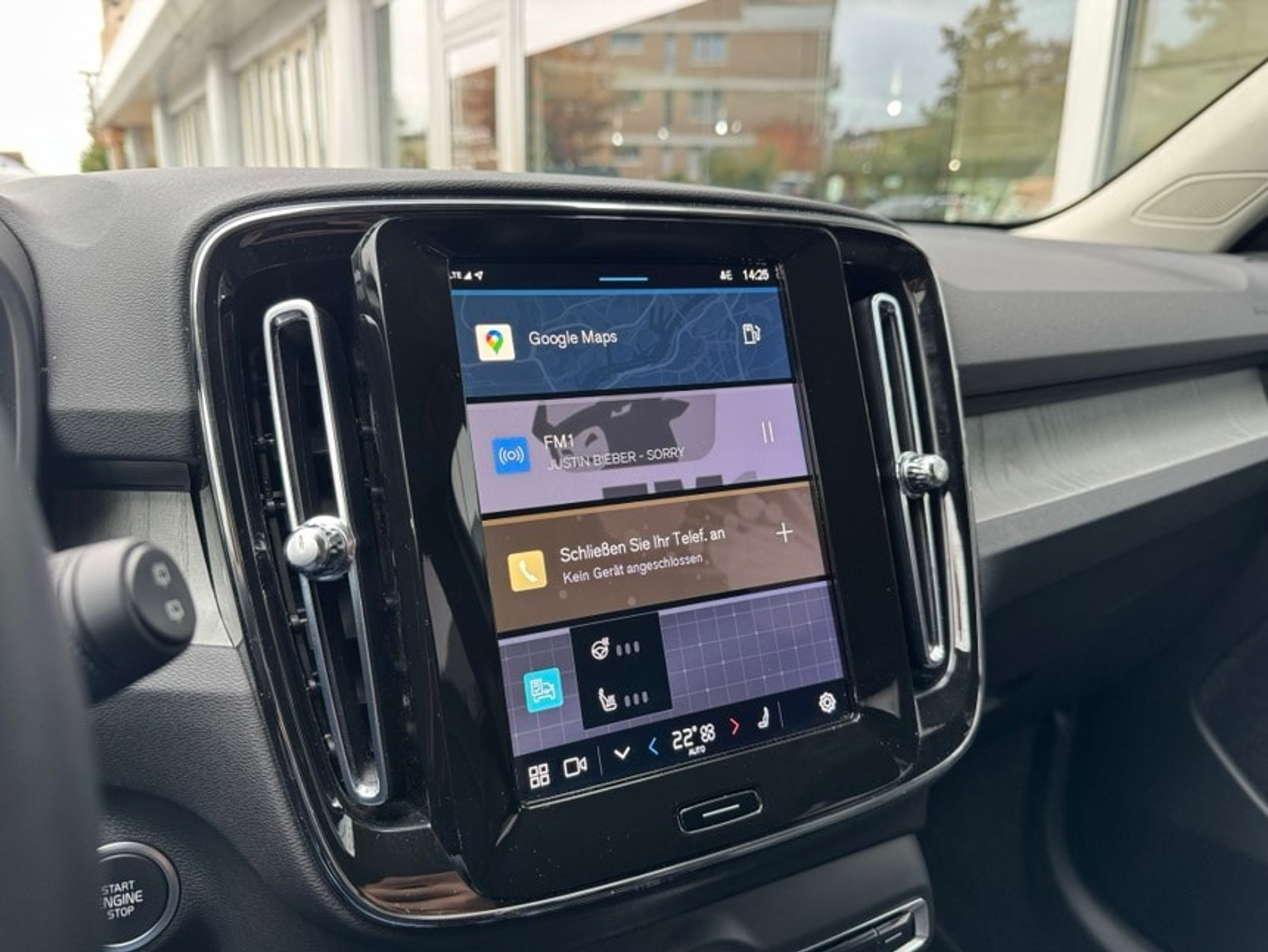 listing desktop thumbnail image 11