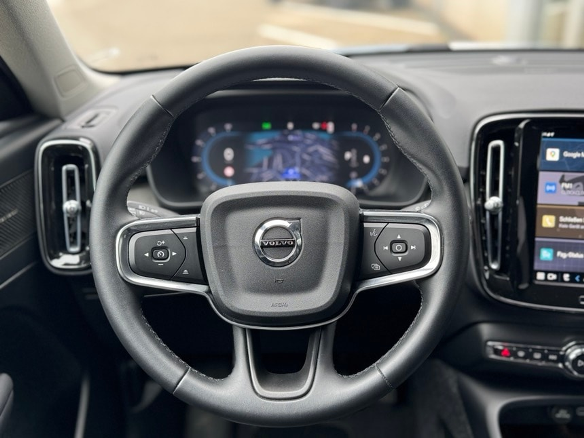 listing desktop thumbnail image 12