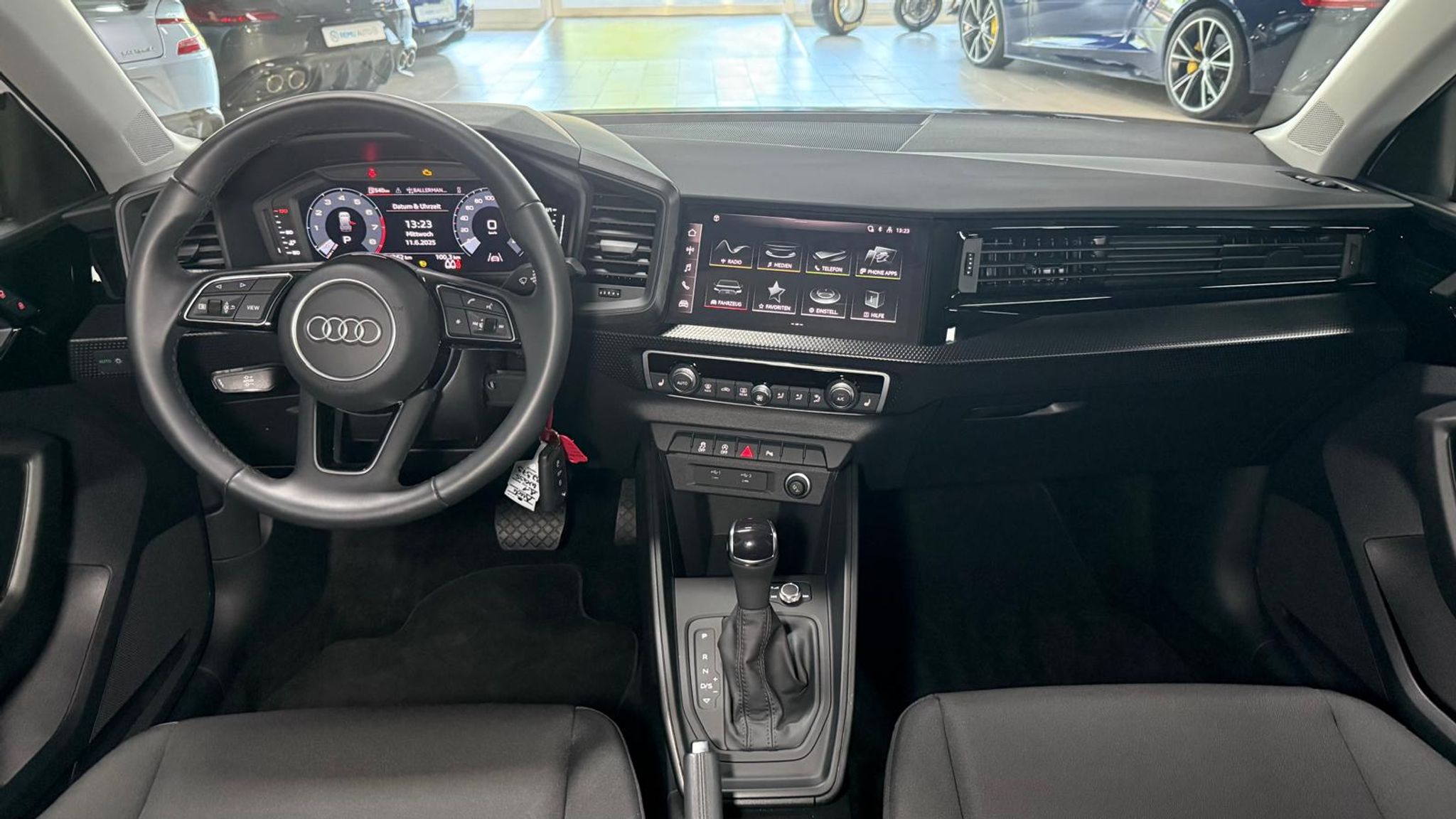 listing desktop thumbnail image 24