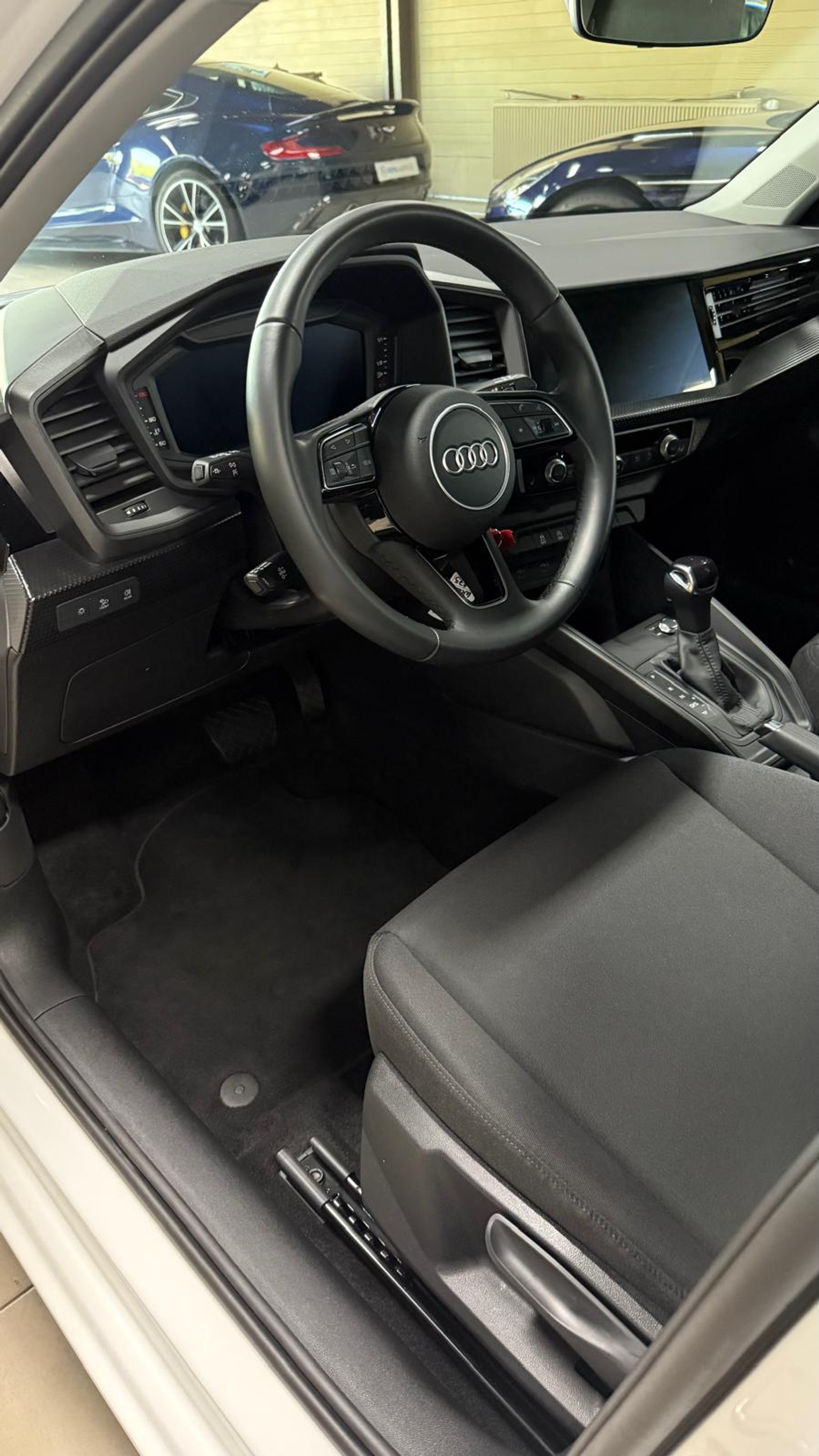 listing desktop thumbnail image 13