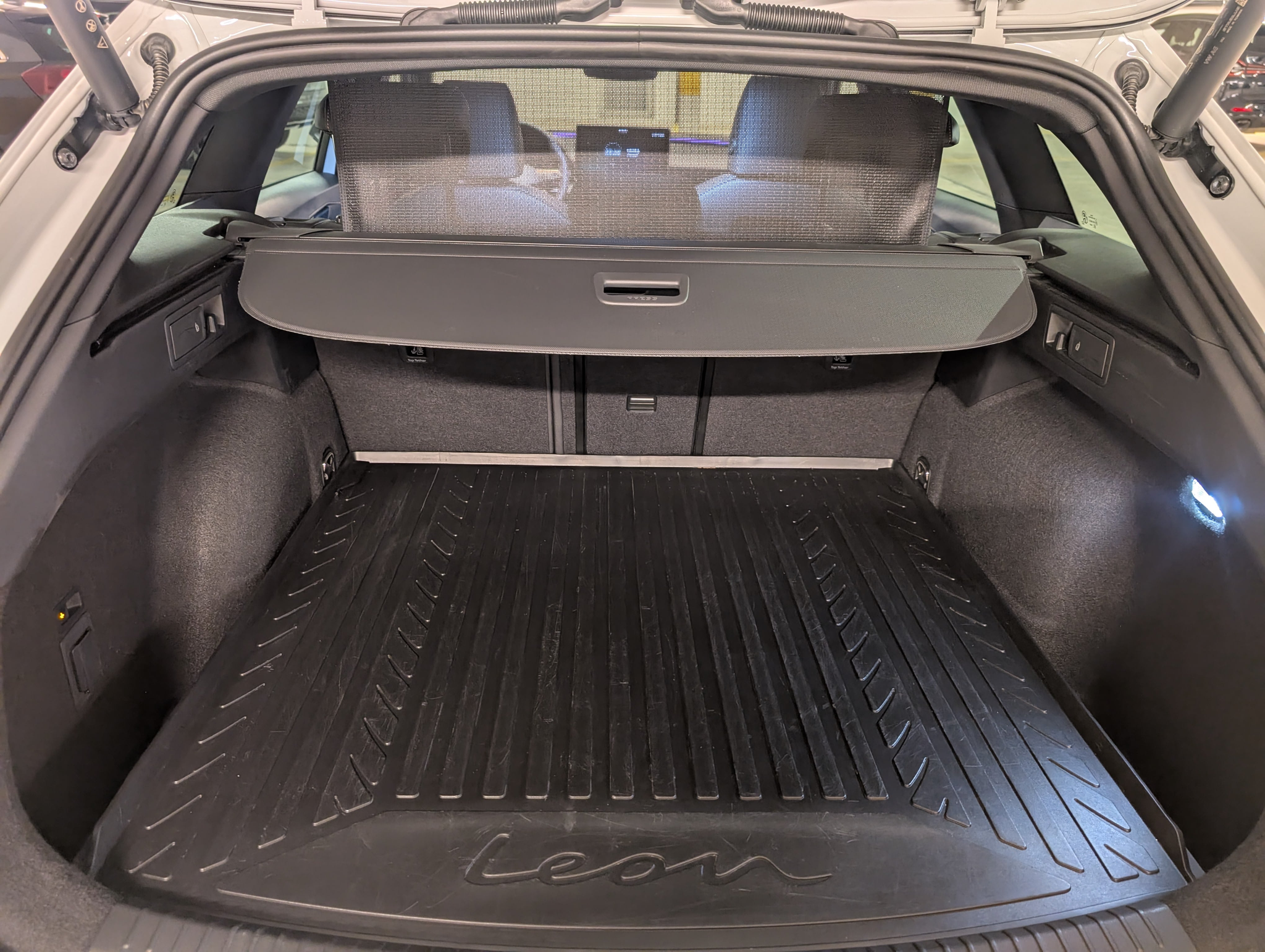 listing desktop thumbnail image 12