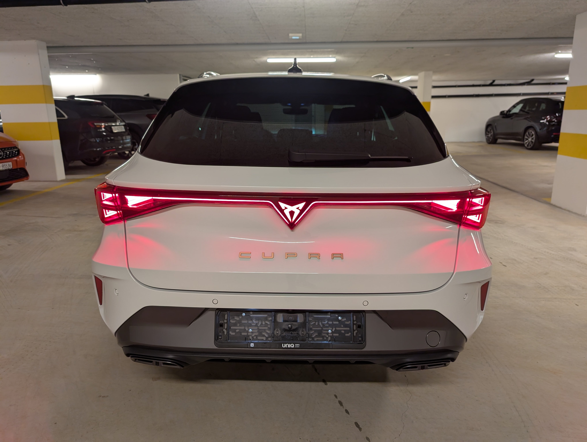 listing desktop thumbnail image 5