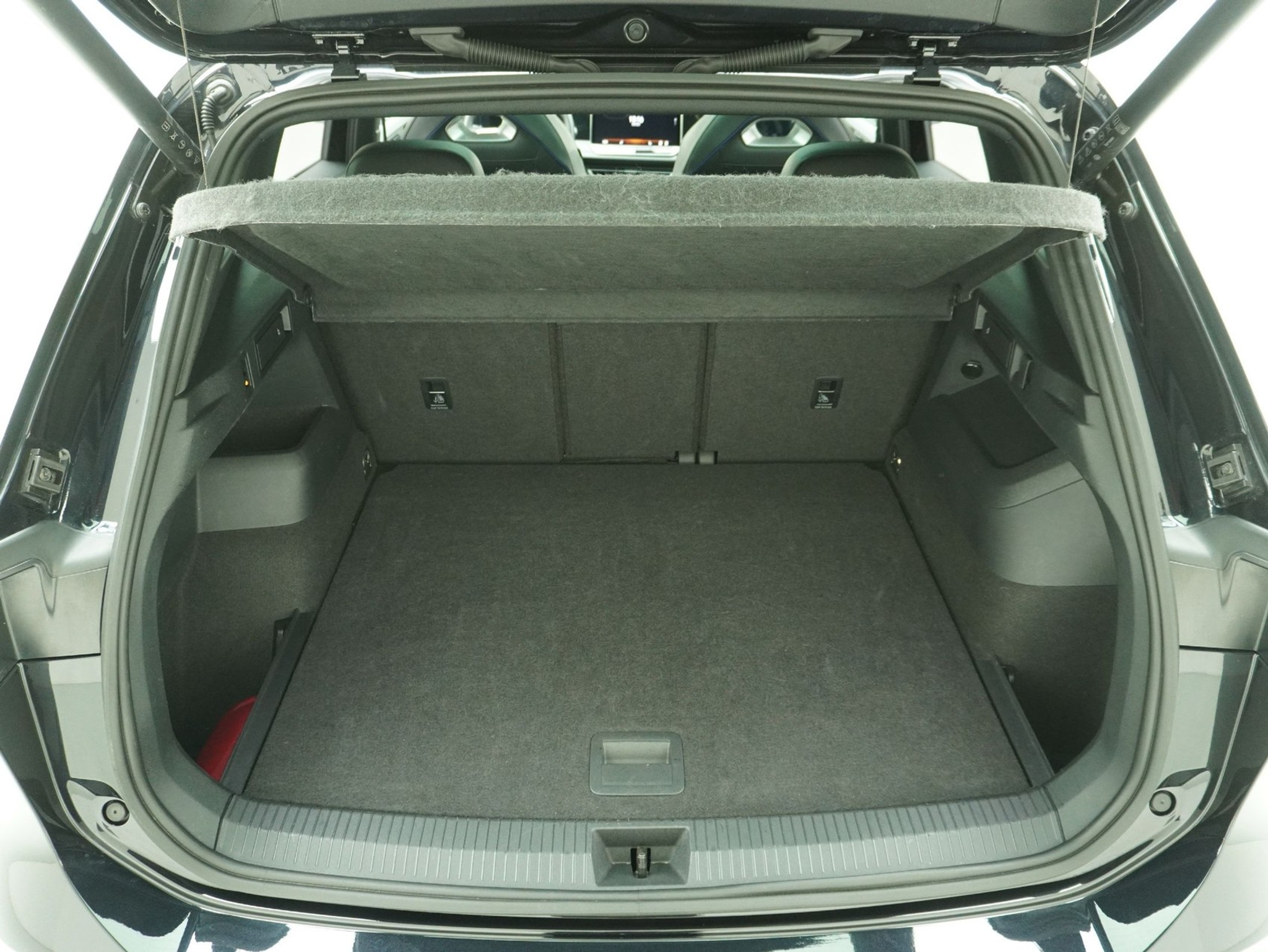 listing desktop thumbnail image 14