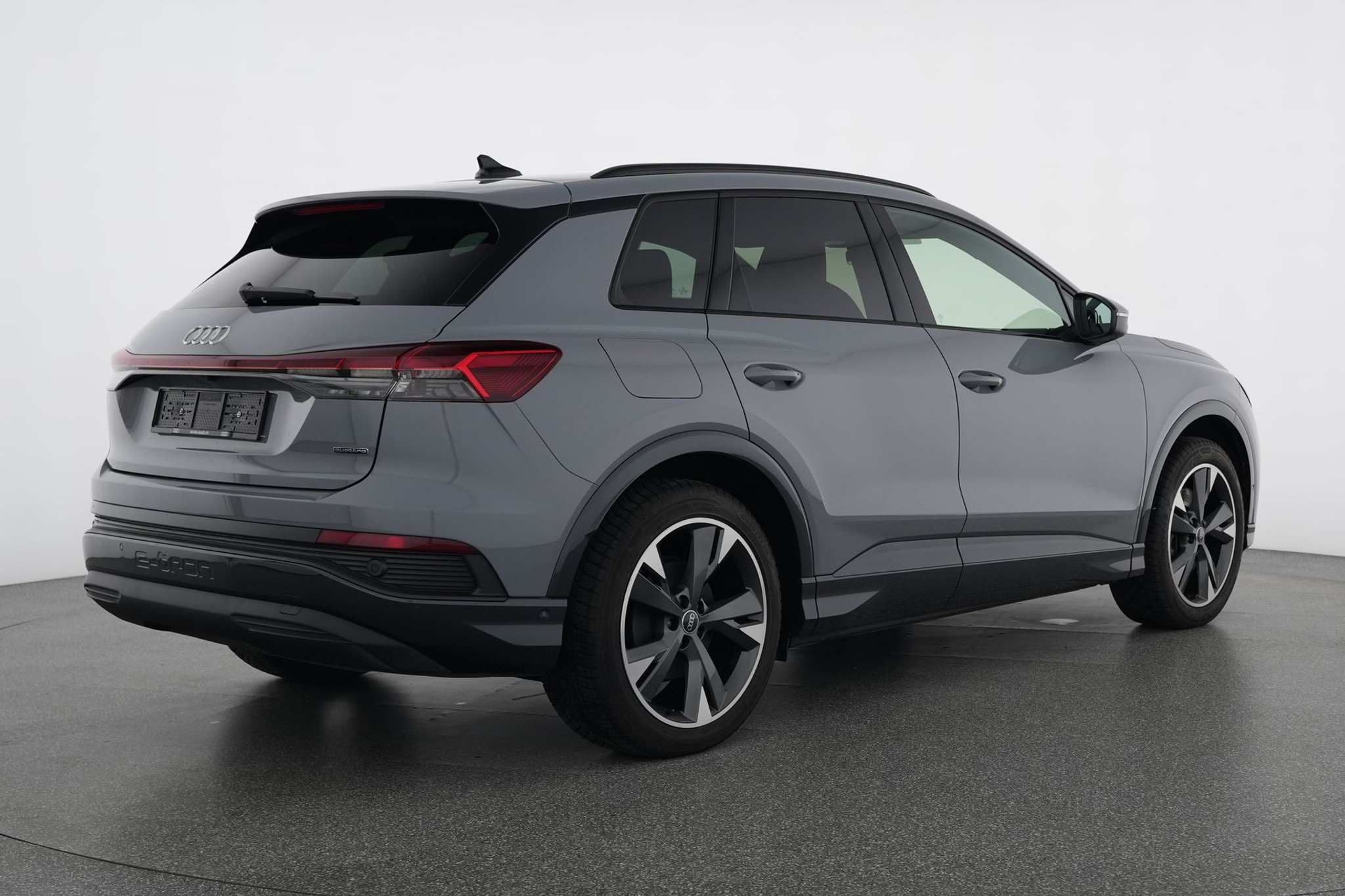 listing desktop thumbnail image 4