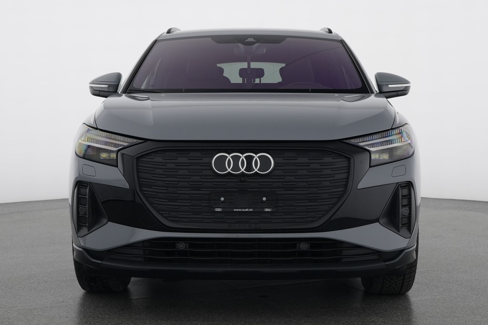 listing desktop thumbnail image 1