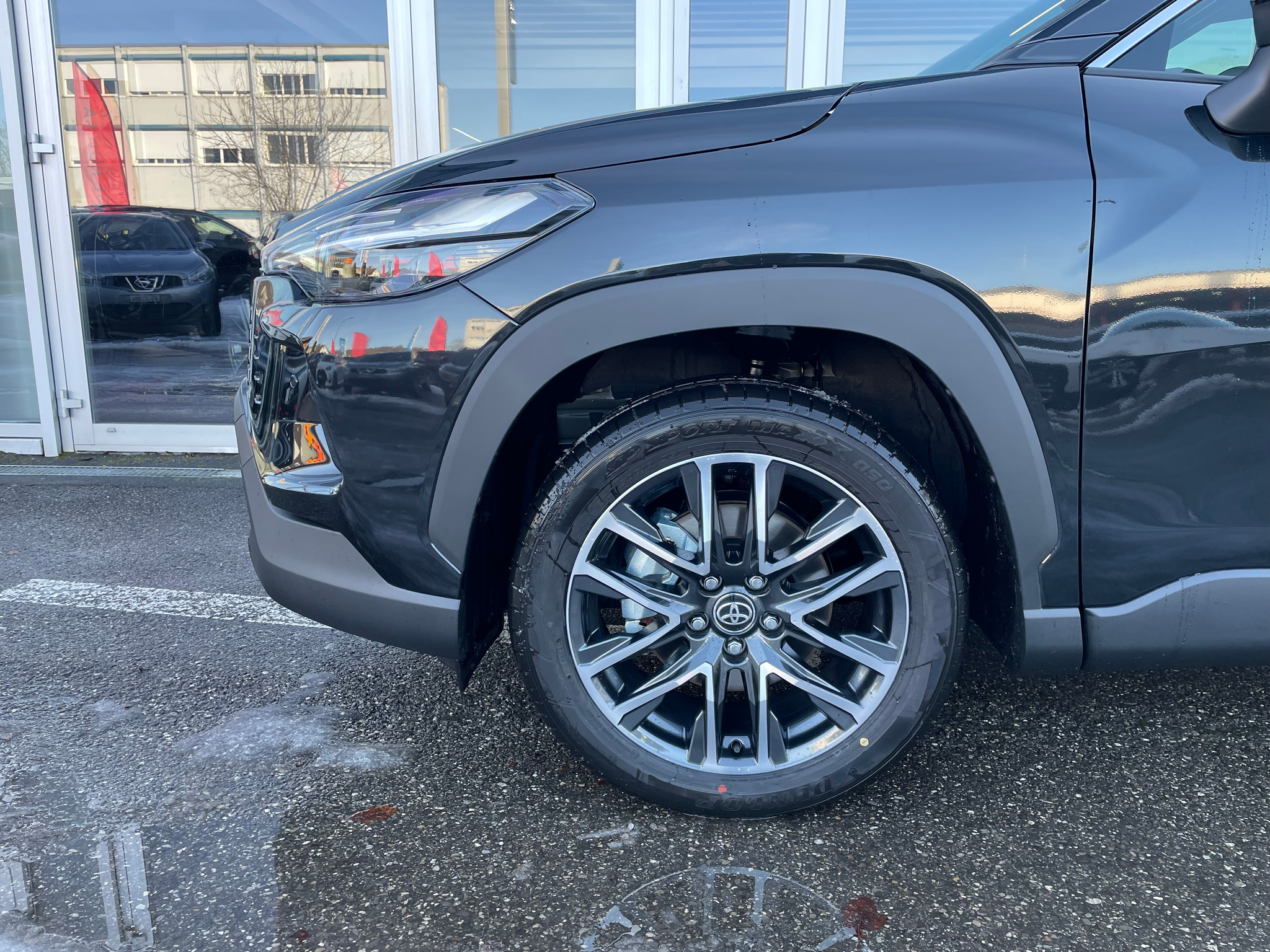 listing desktop thumbnail image 6