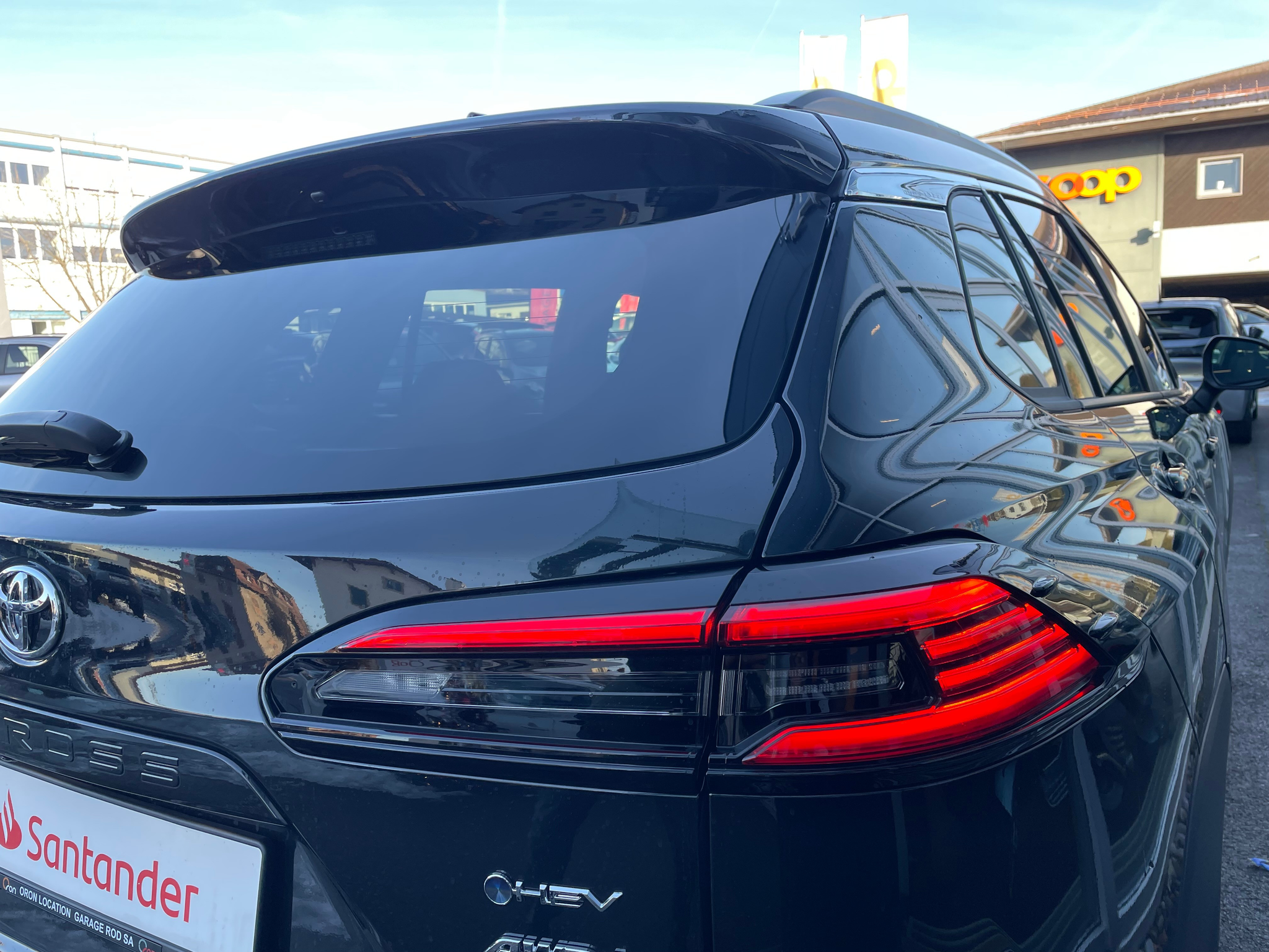 listing desktop thumbnail image 8