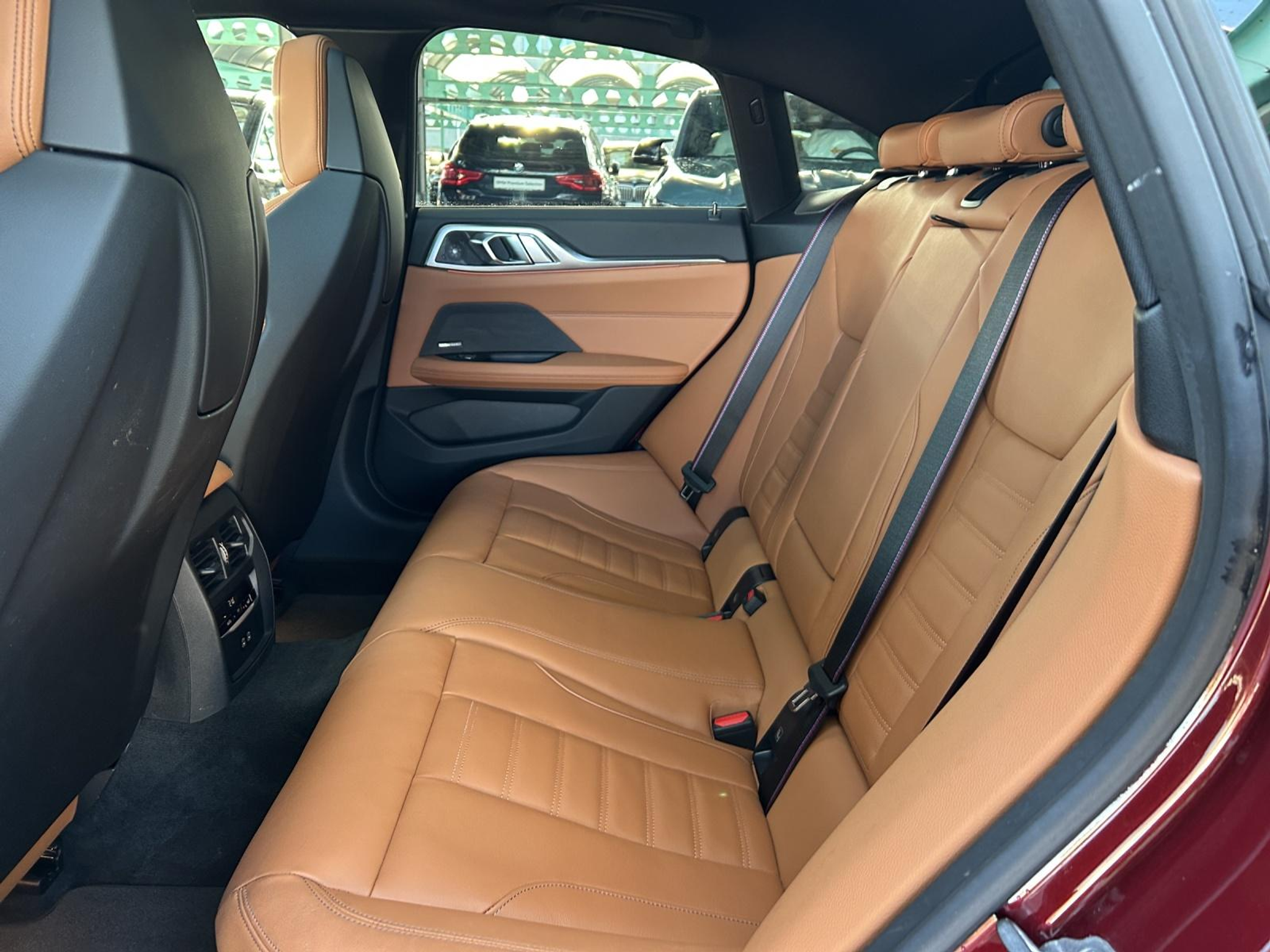 listing desktop thumbnail image 12