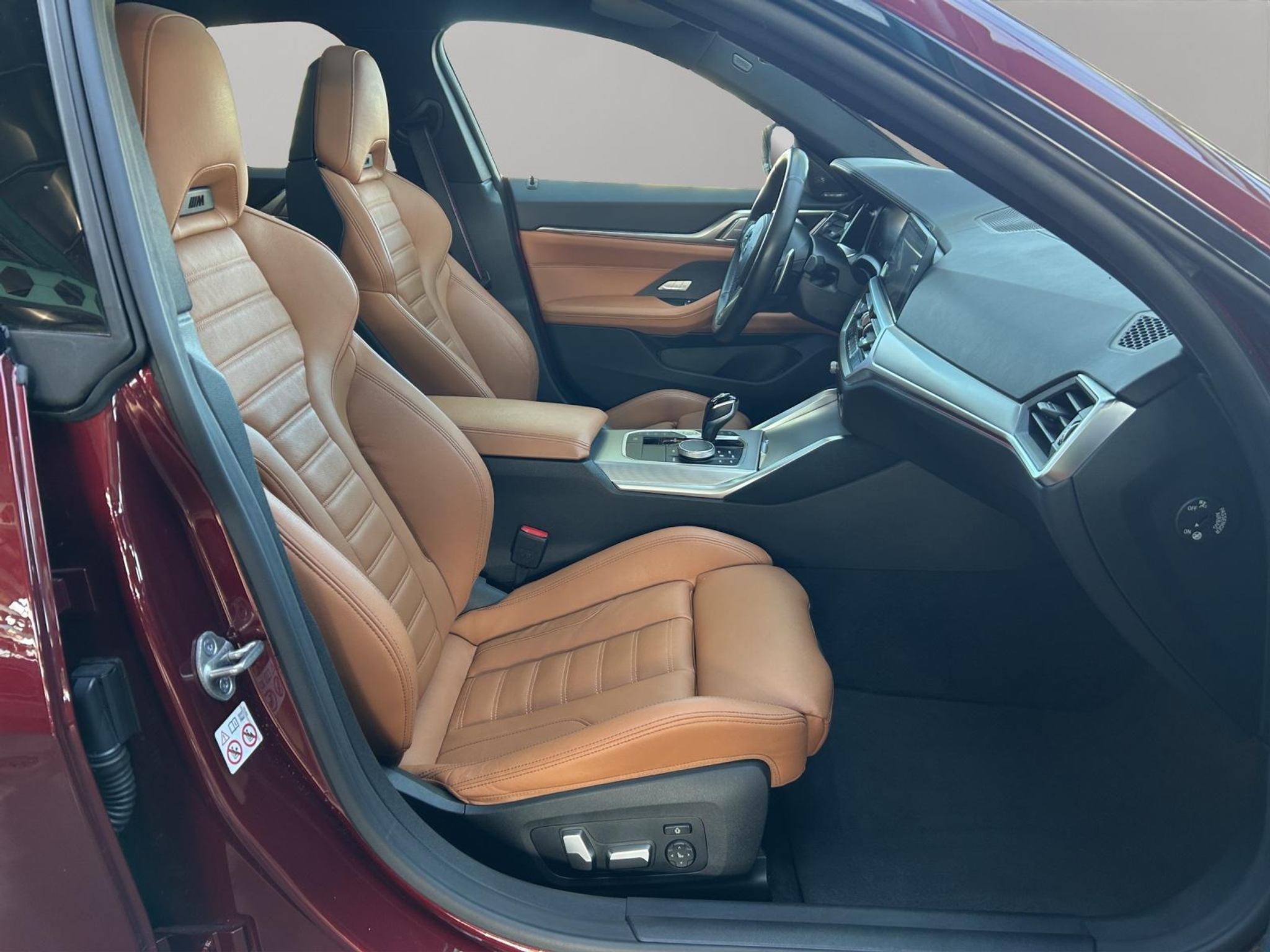 listing desktop thumbnail image 9