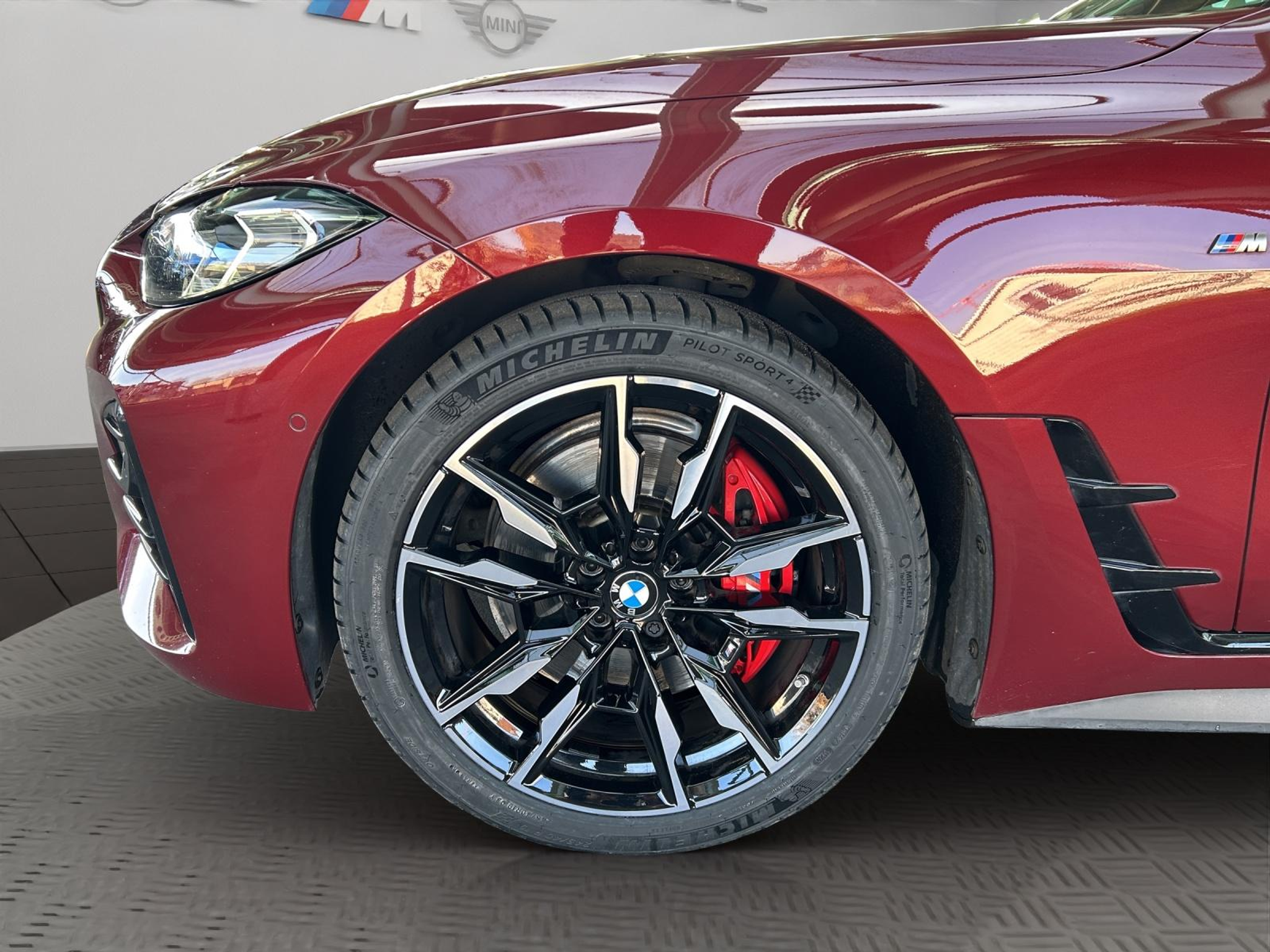 listing desktop thumbnail image 18