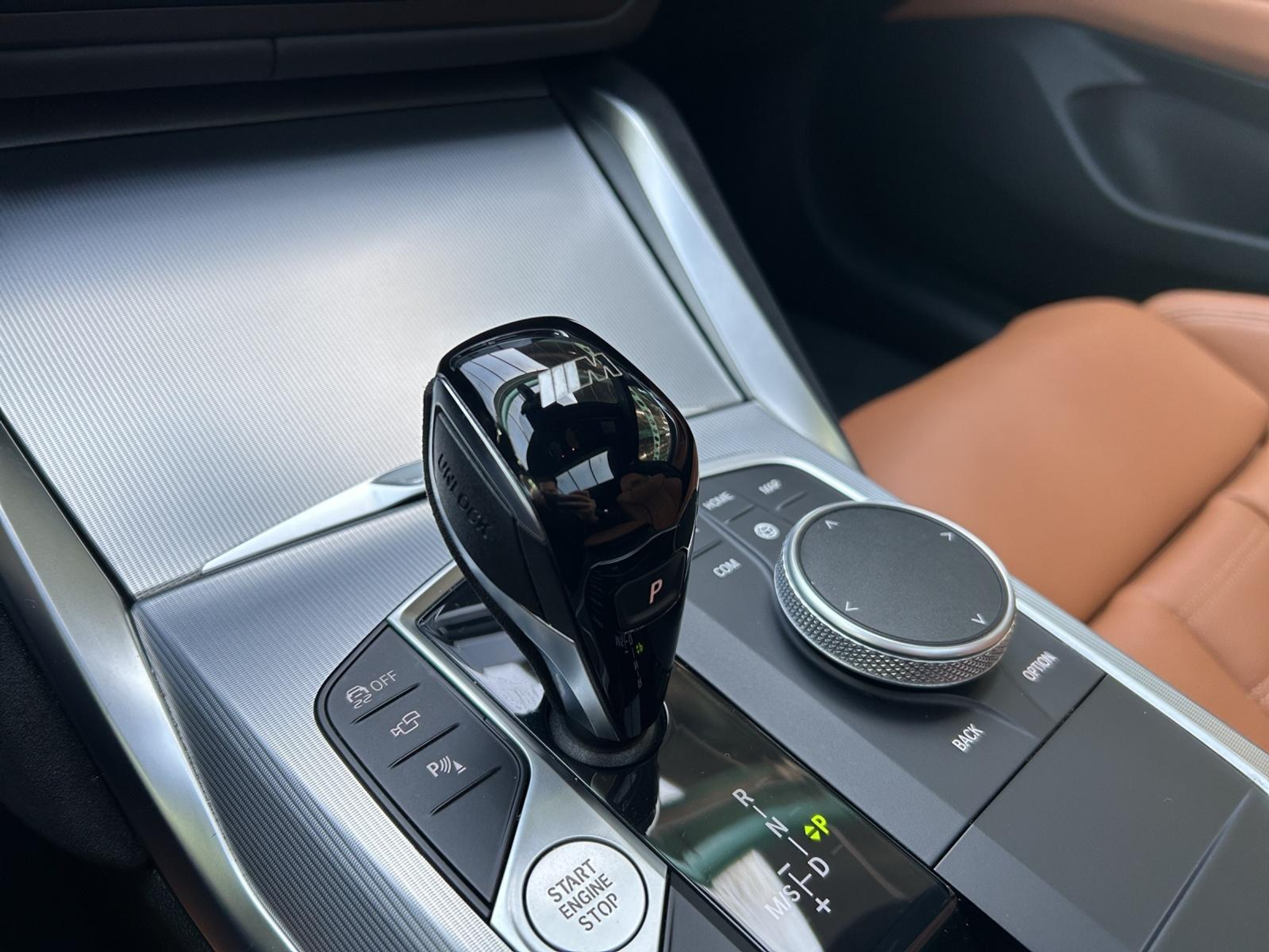 listing desktop thumbnail image 16