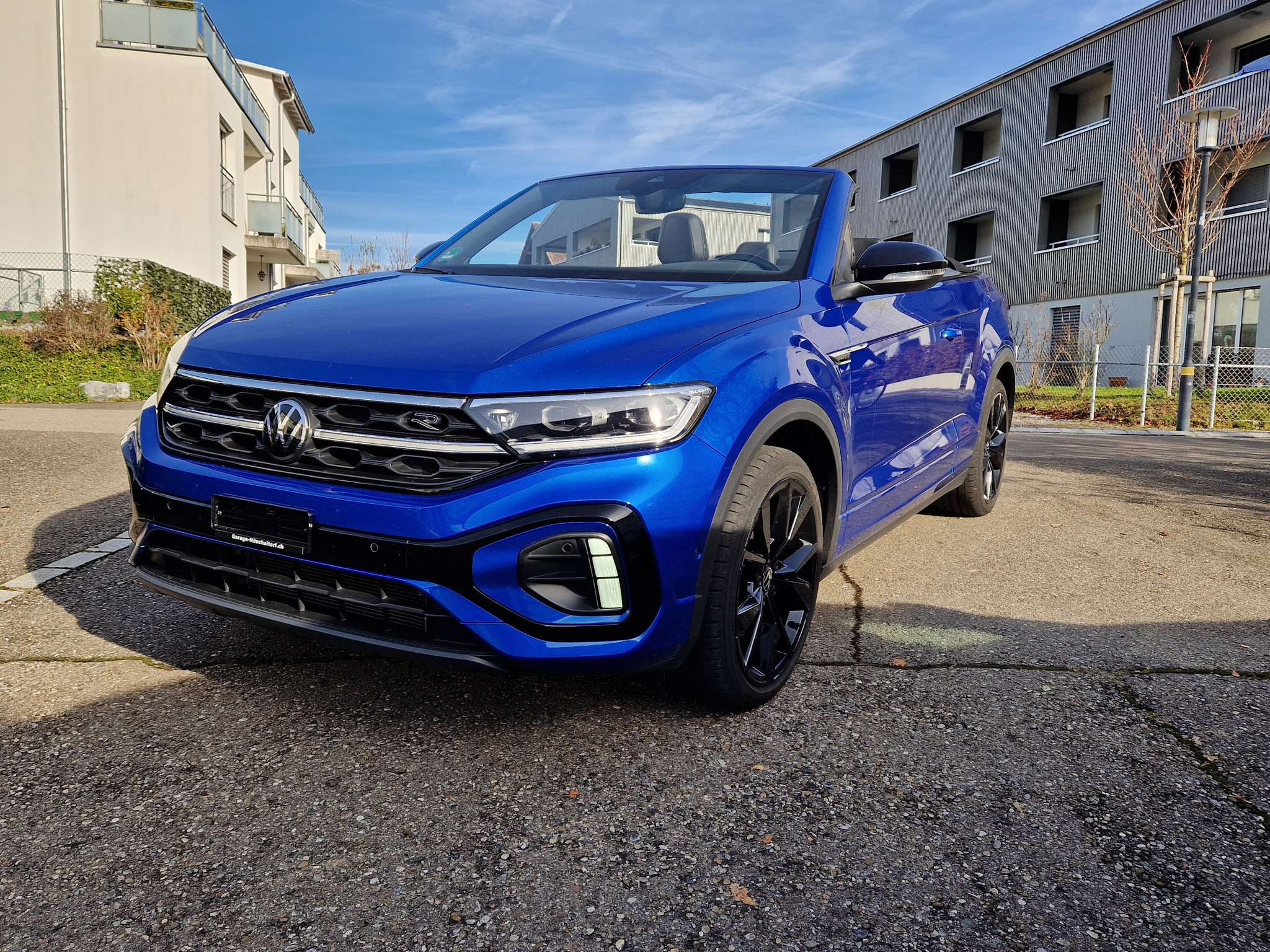 listing desktop thumbnail image 4