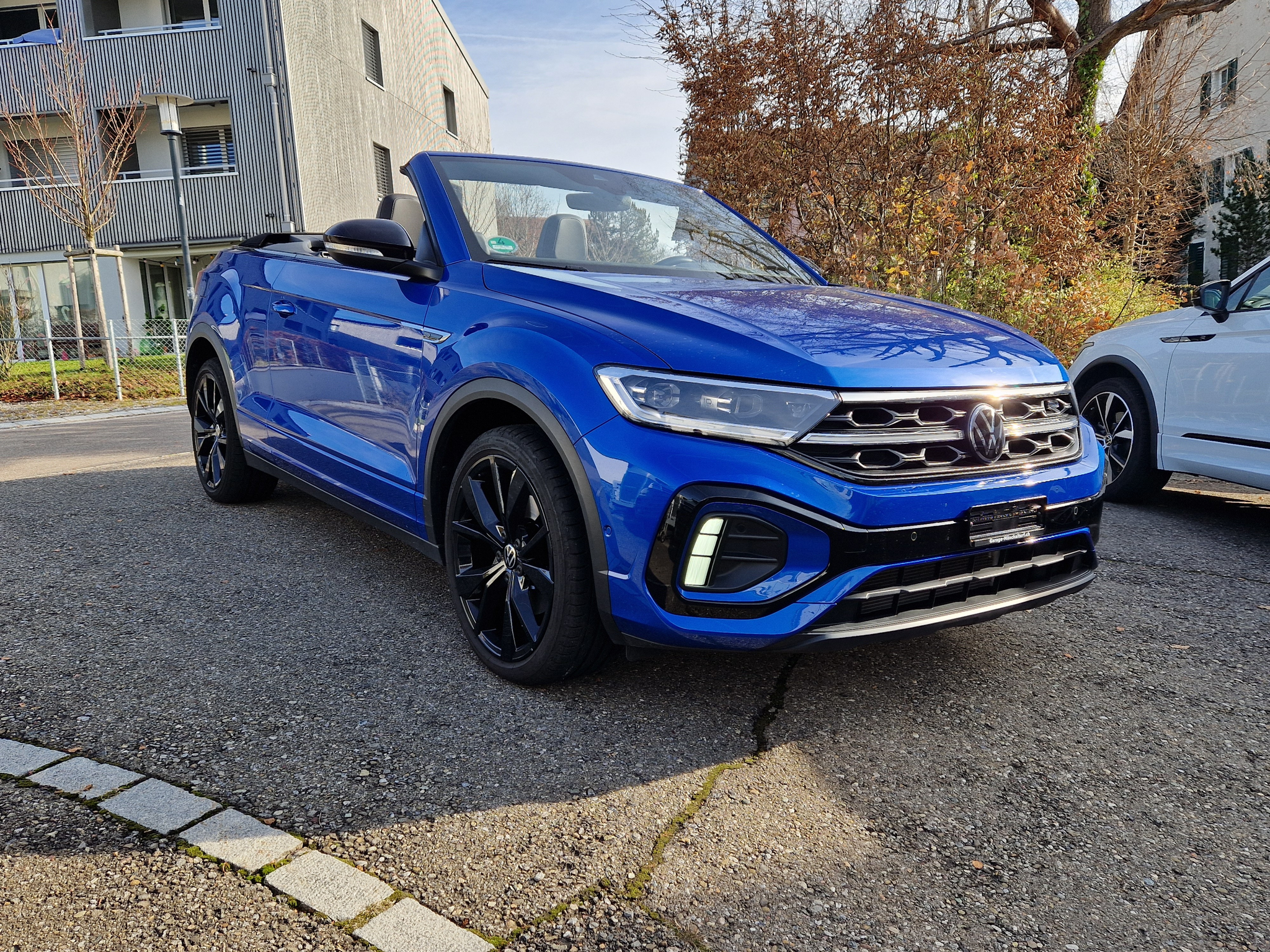 listing desktop thumbnail image 5