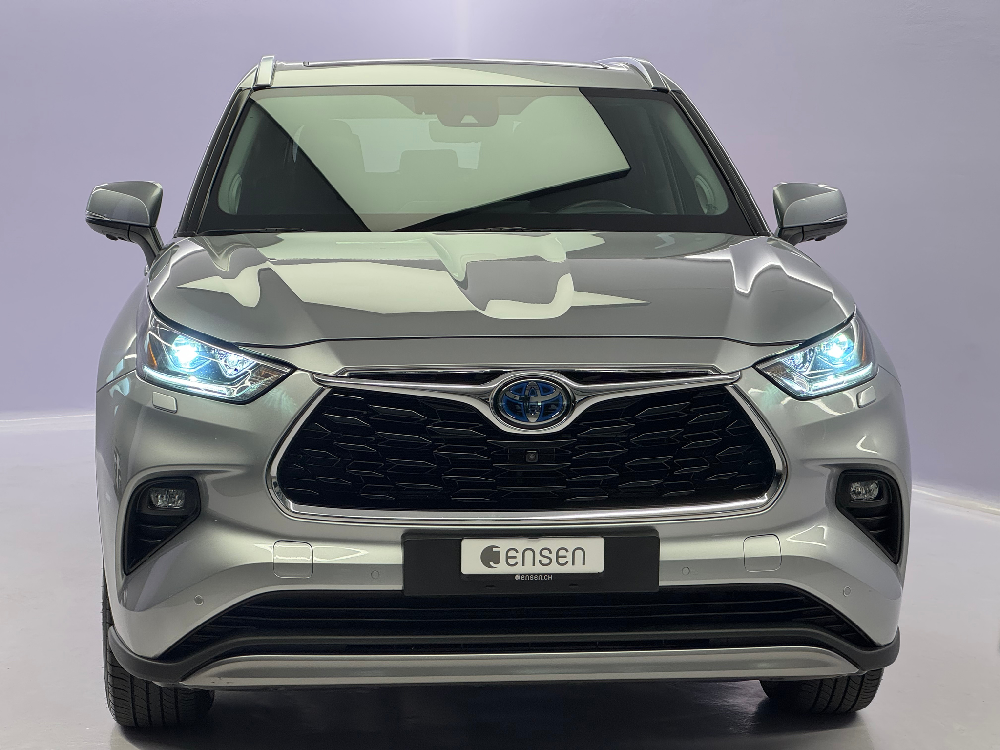 listing desktop thumbnail image 1