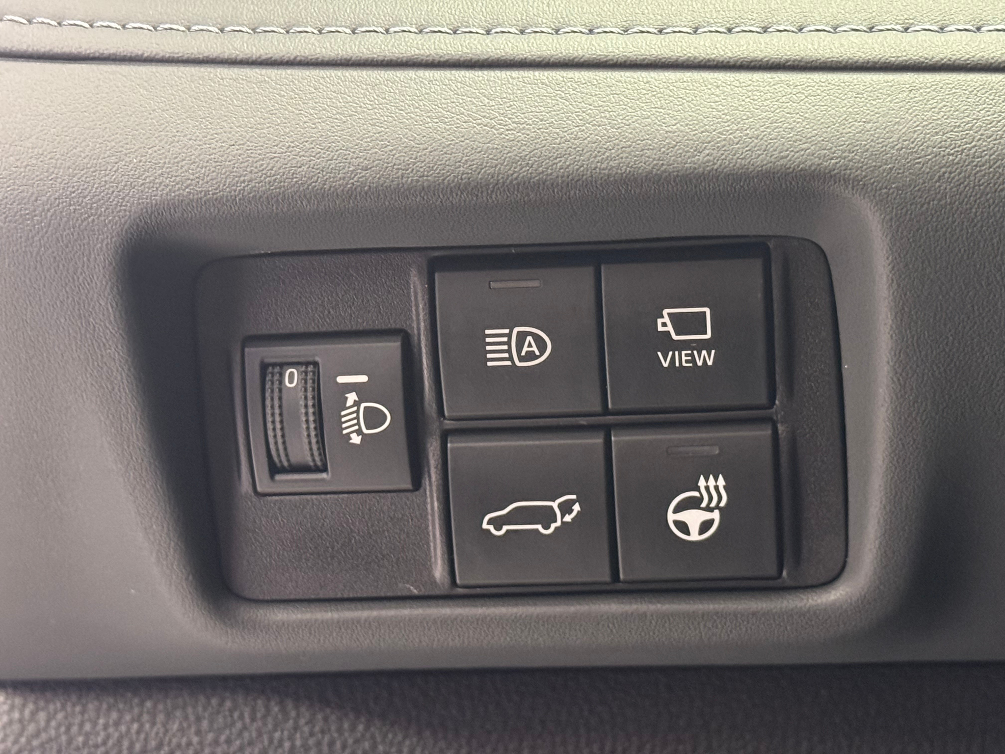 listing desktop thumbnail image 17