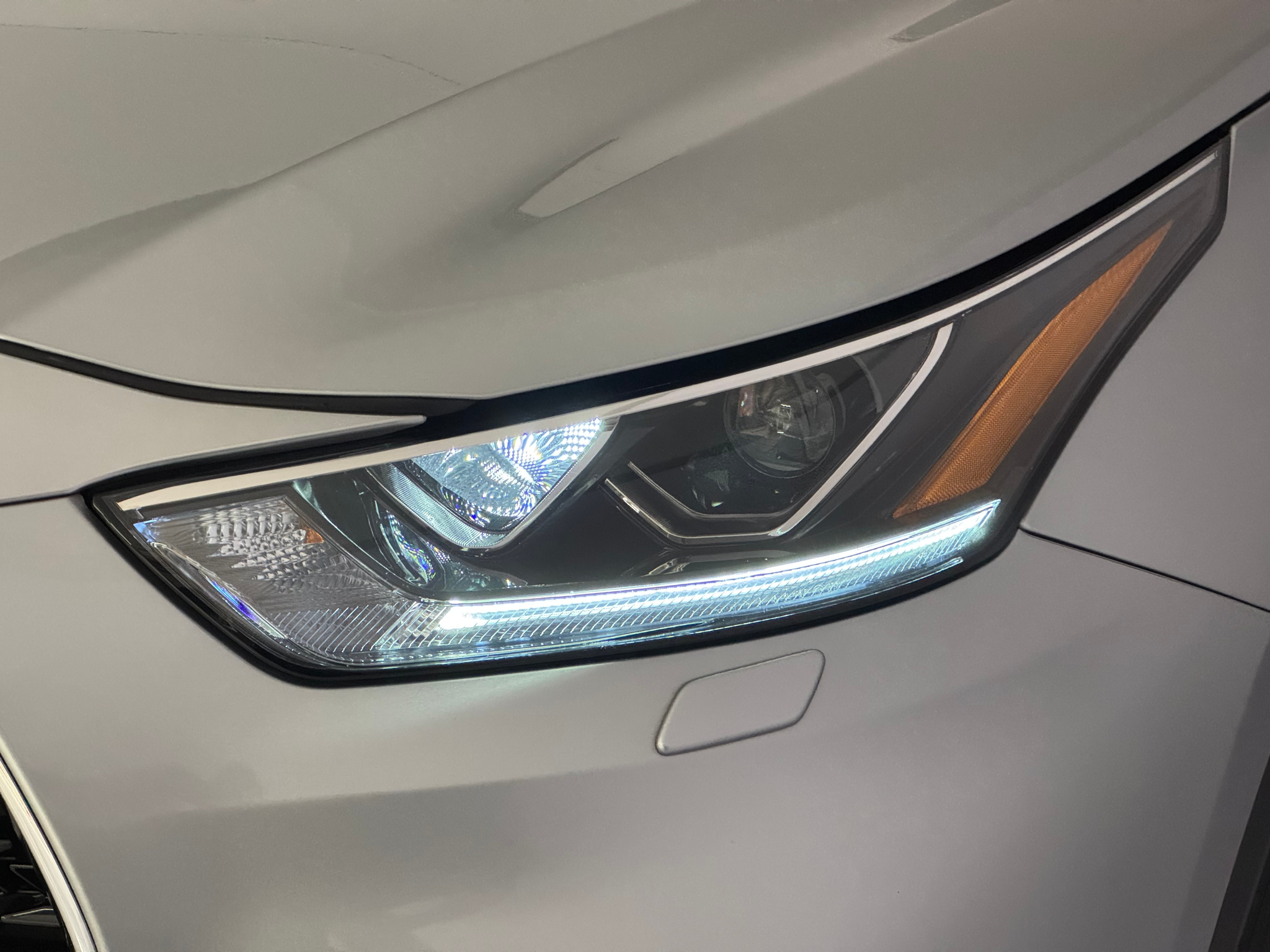 listing desktop thumbnail image 21