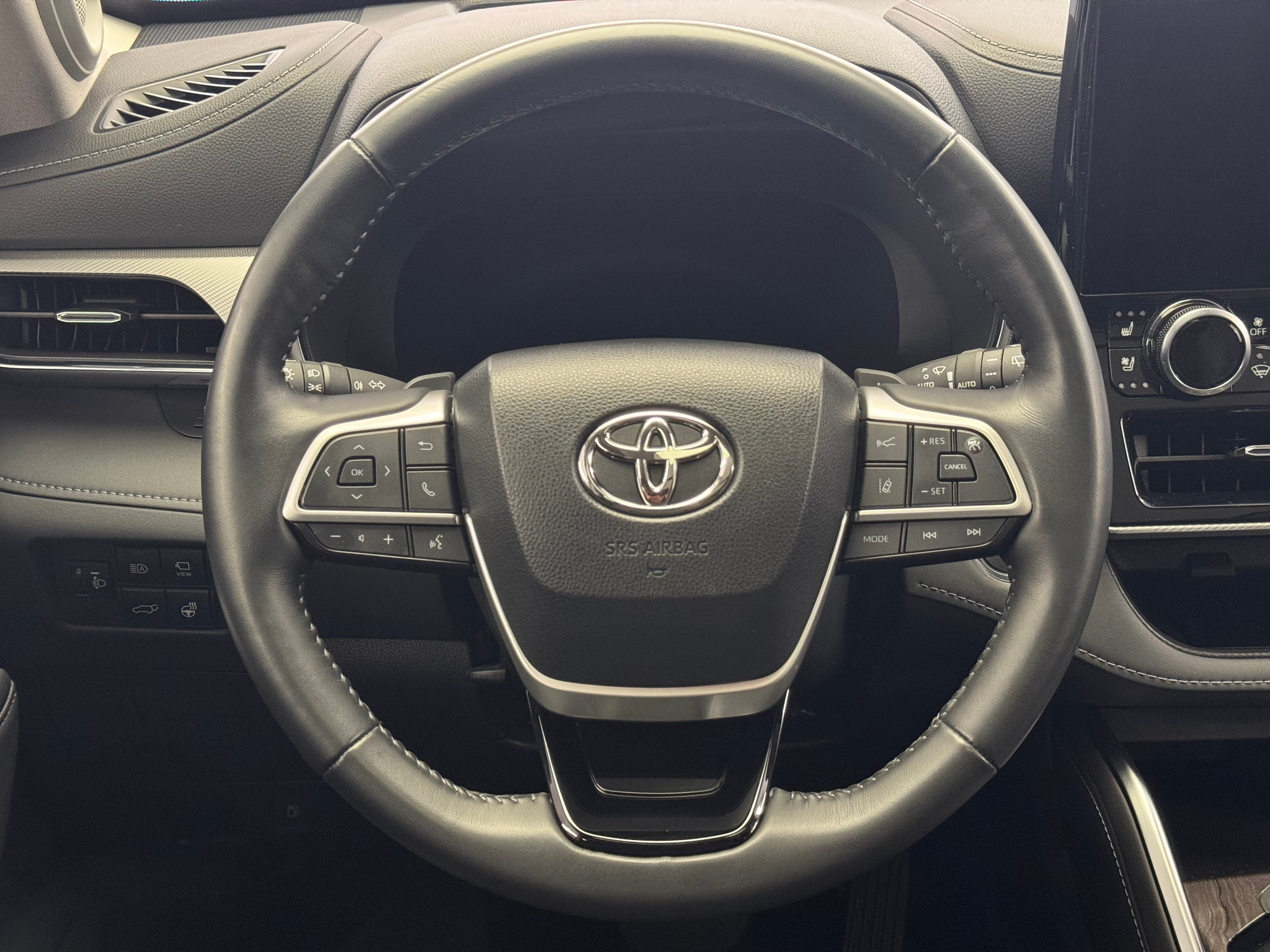 listing desktop thumbnail image 14