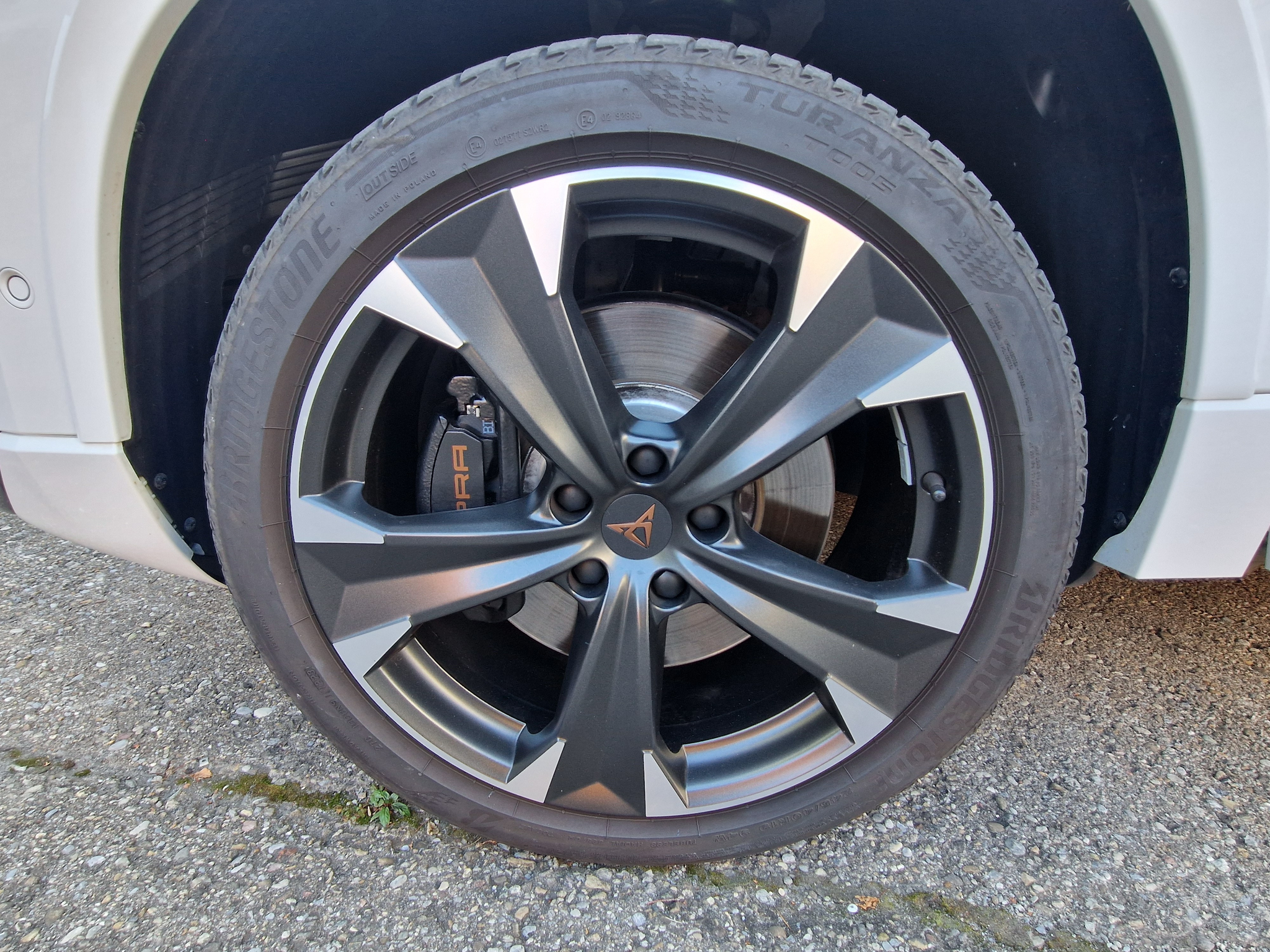 listing desktop thumbnail image 14