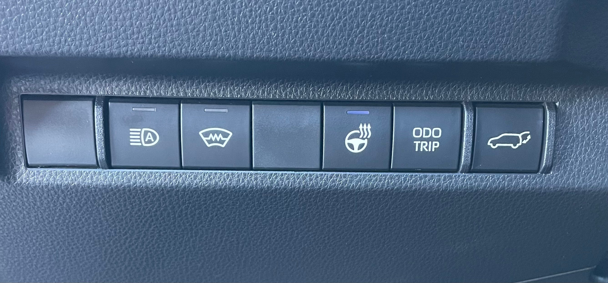 listing desktop thumbnail image 23