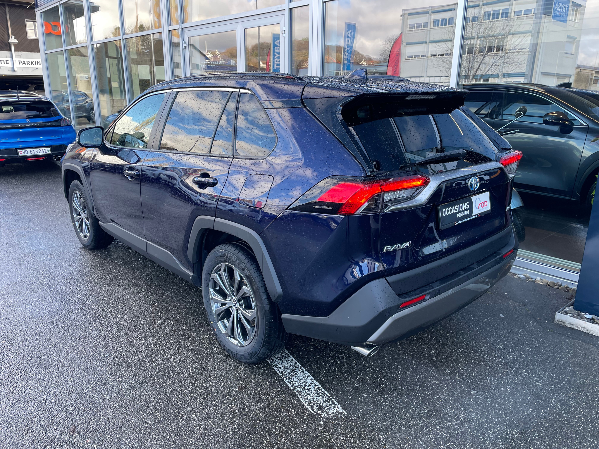 listing desktop thumbnail image 5