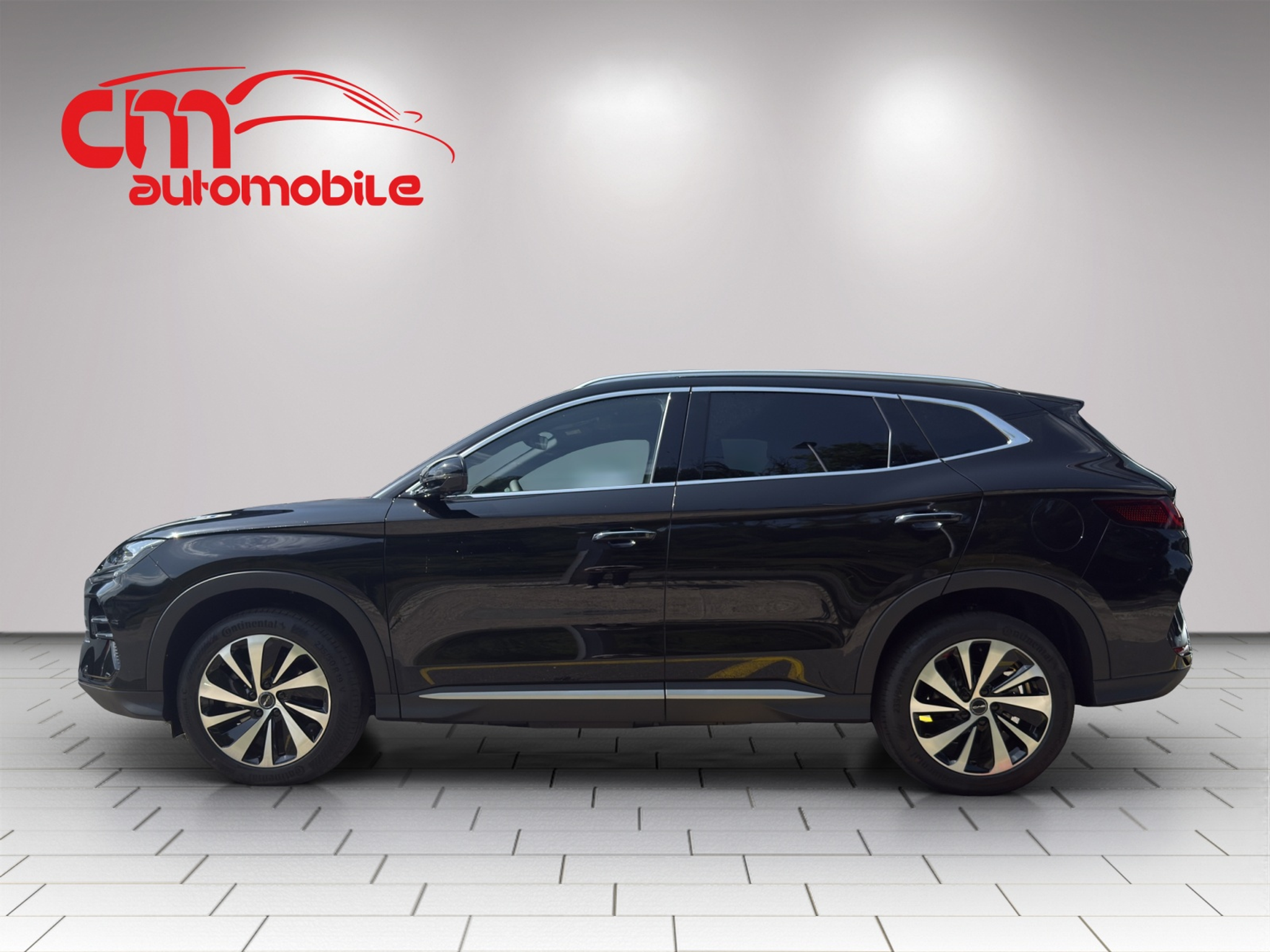 listing desktop thumbnail image 1