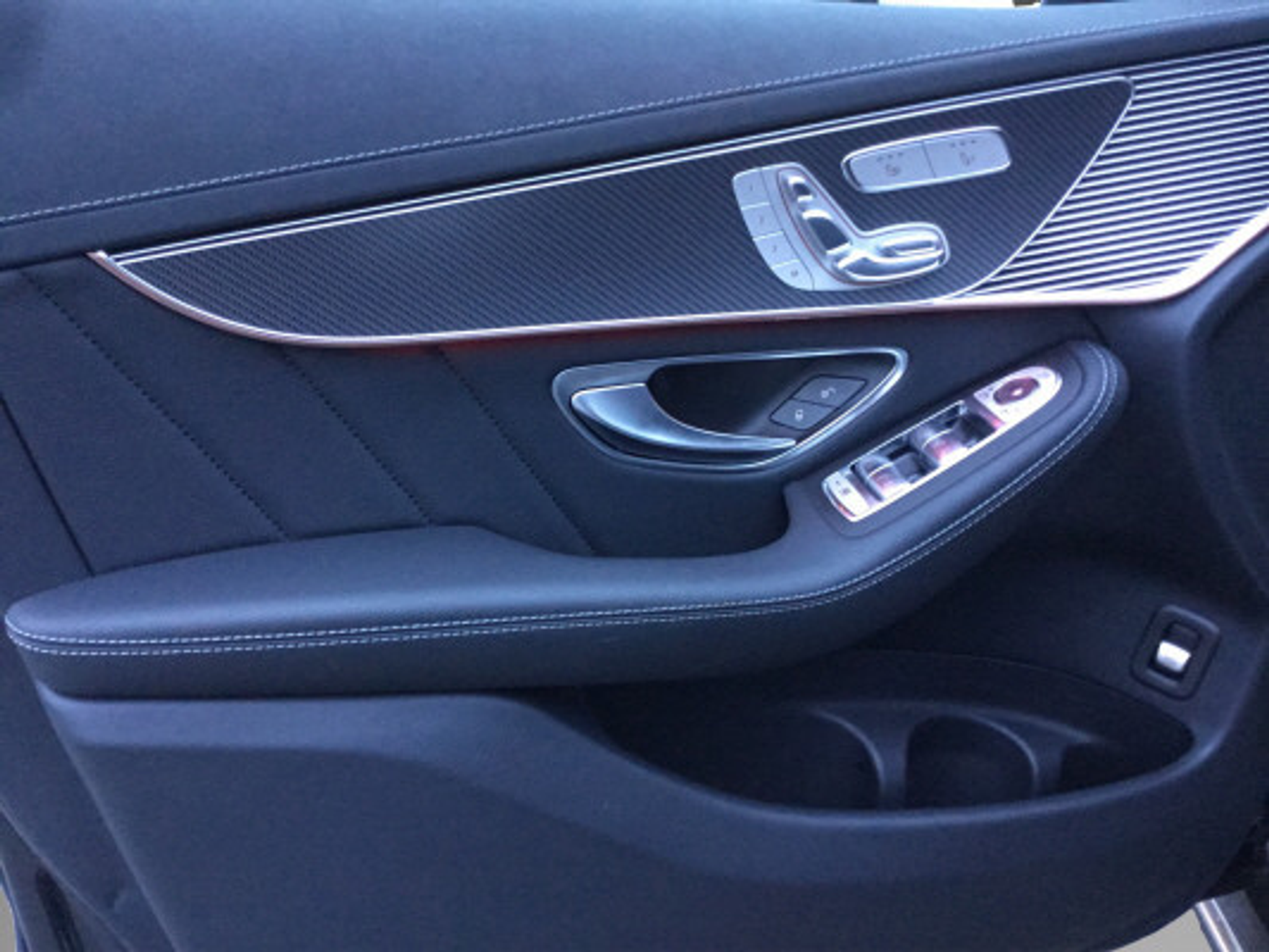 listing desktop thumbnail image 9