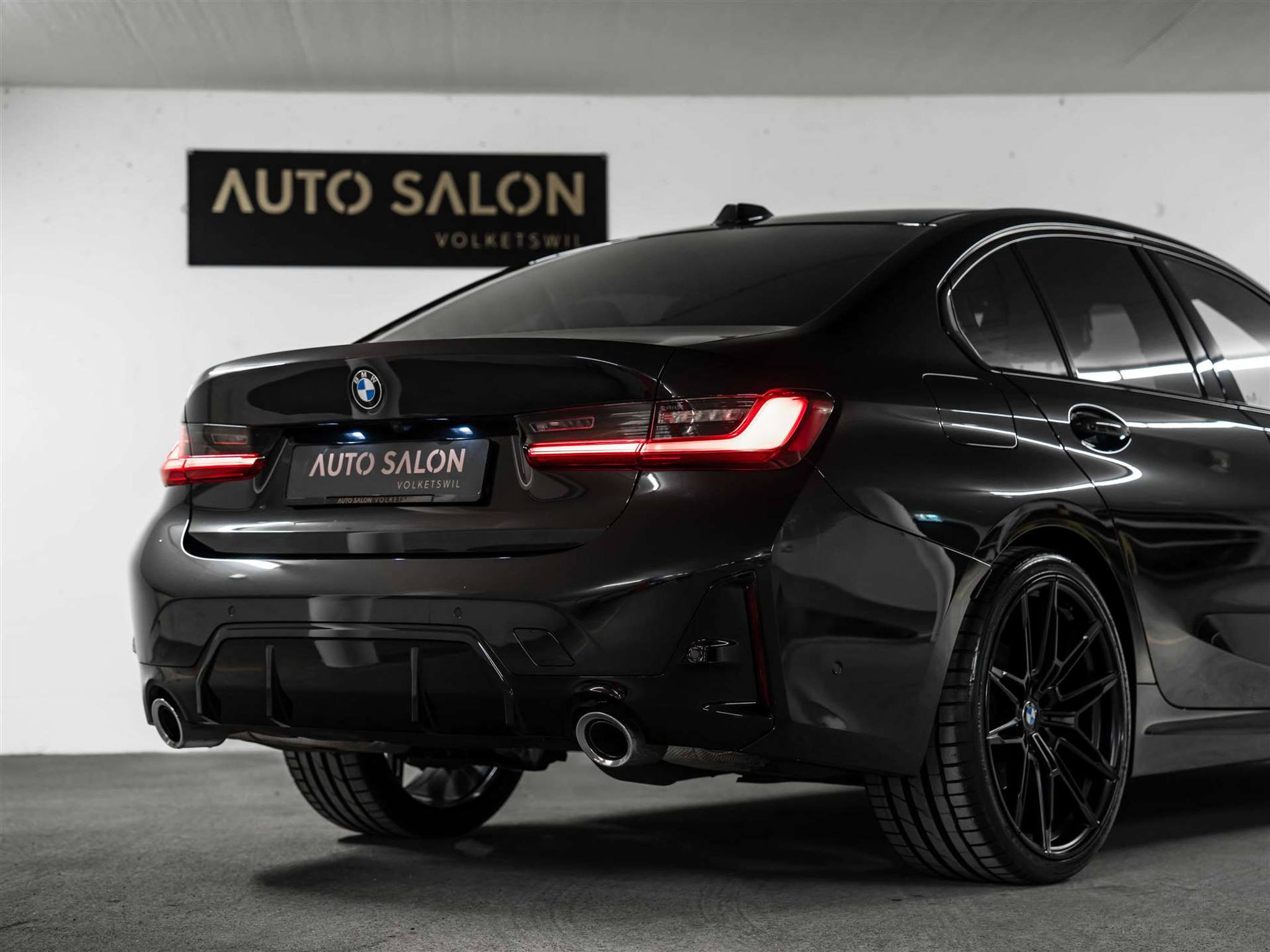 listing desktop thumbnail image 18